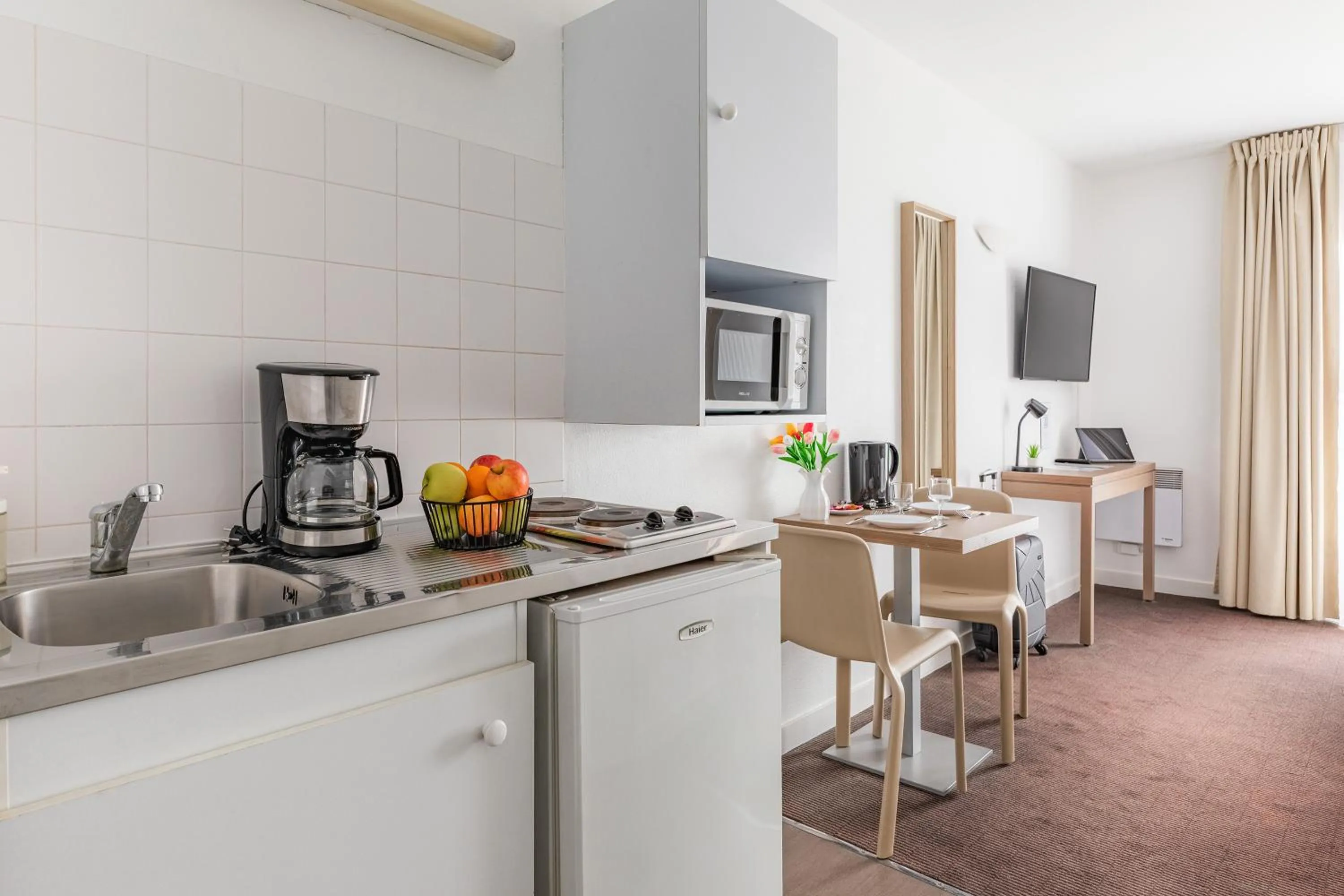 TV and multimedia in Appart'City Classic Lyon Part Dieu Villette