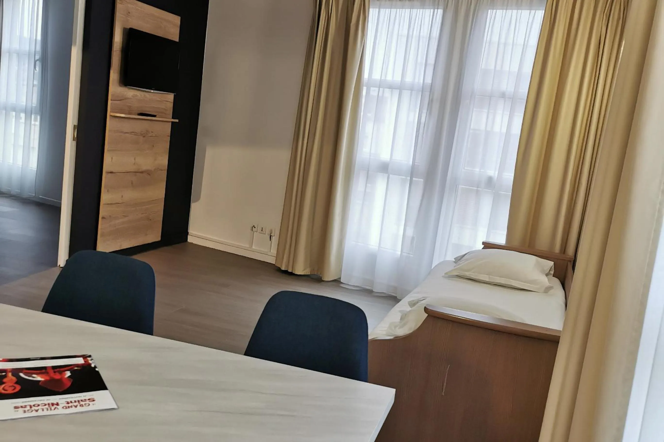 TV and multimedia, Bed in City Résidence Nancy