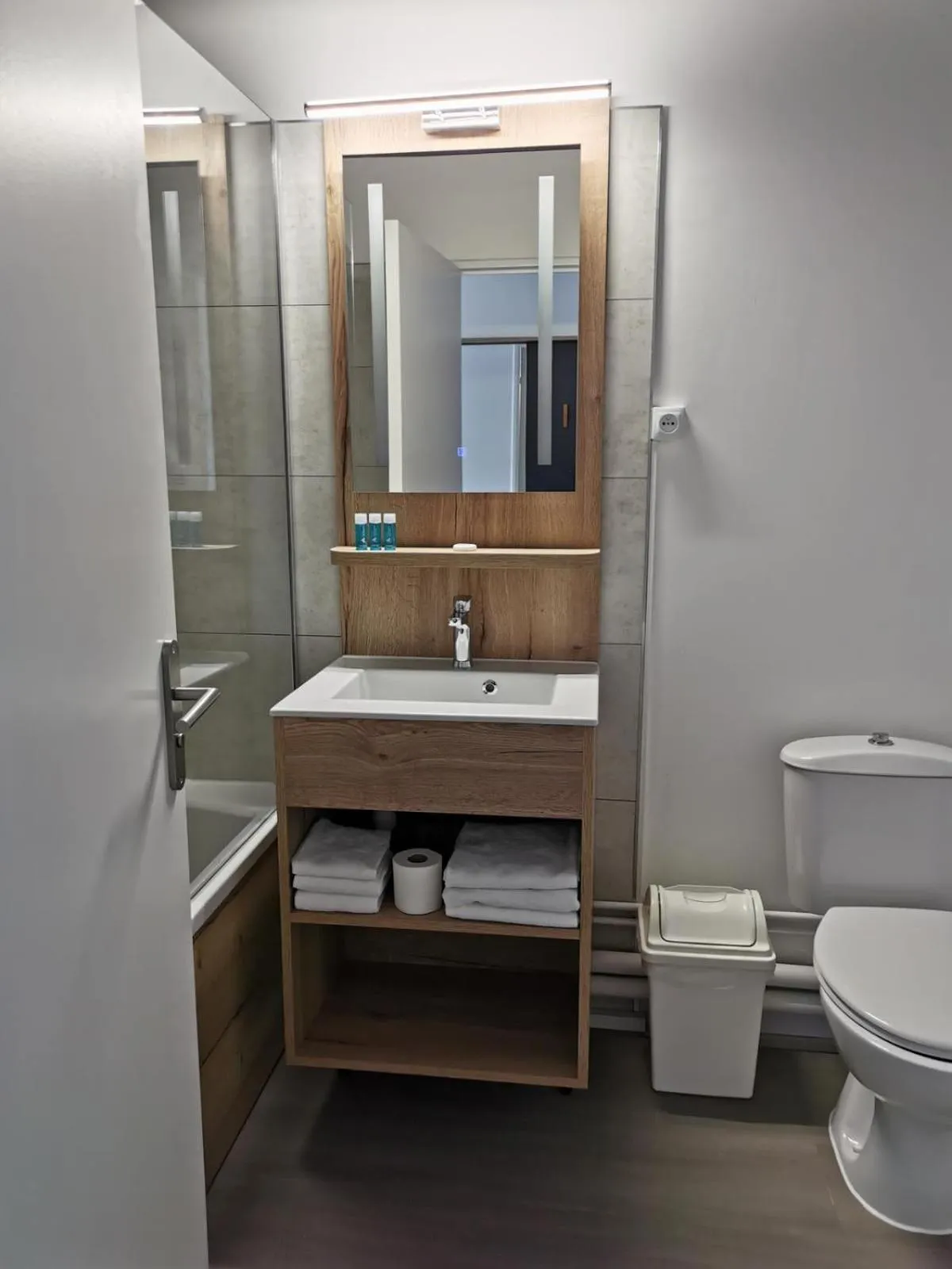 Bathroom in City Résidence Nancy