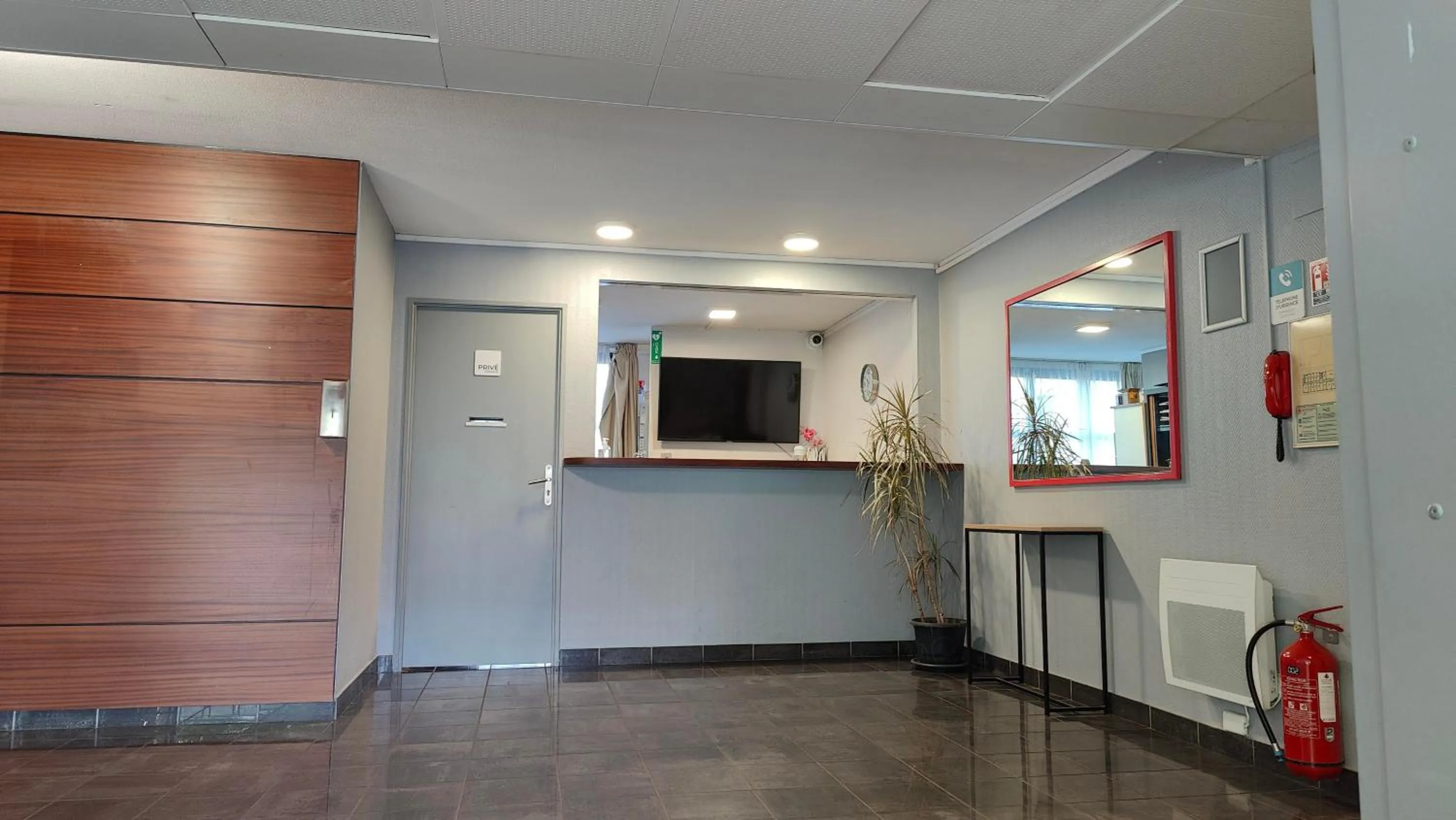 Lobby or reception in City Résidence Nancy