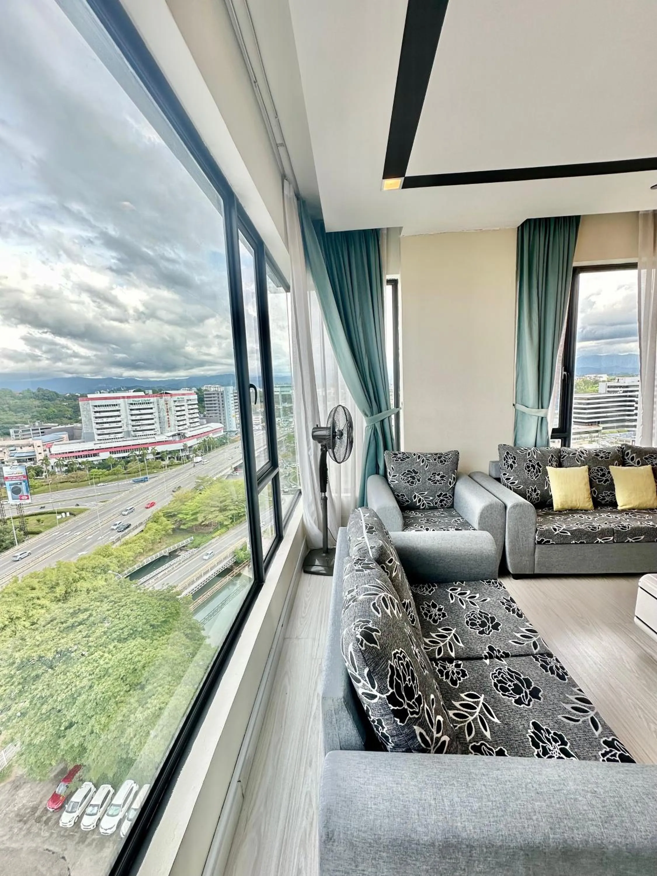 View (from property/room) in Cozy Living Sky Apartment