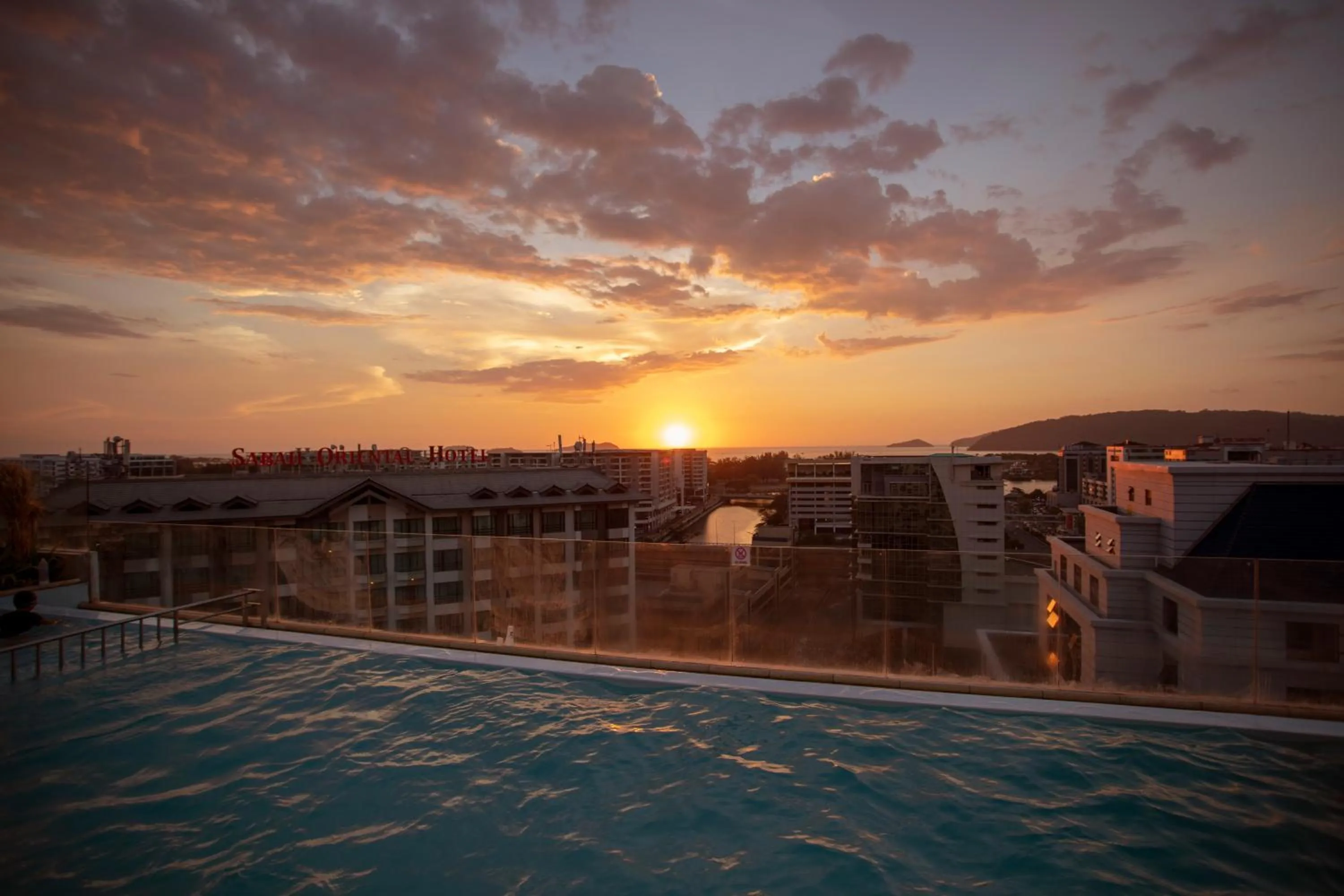 Swimming pool in Cozy Living Sky Apartment