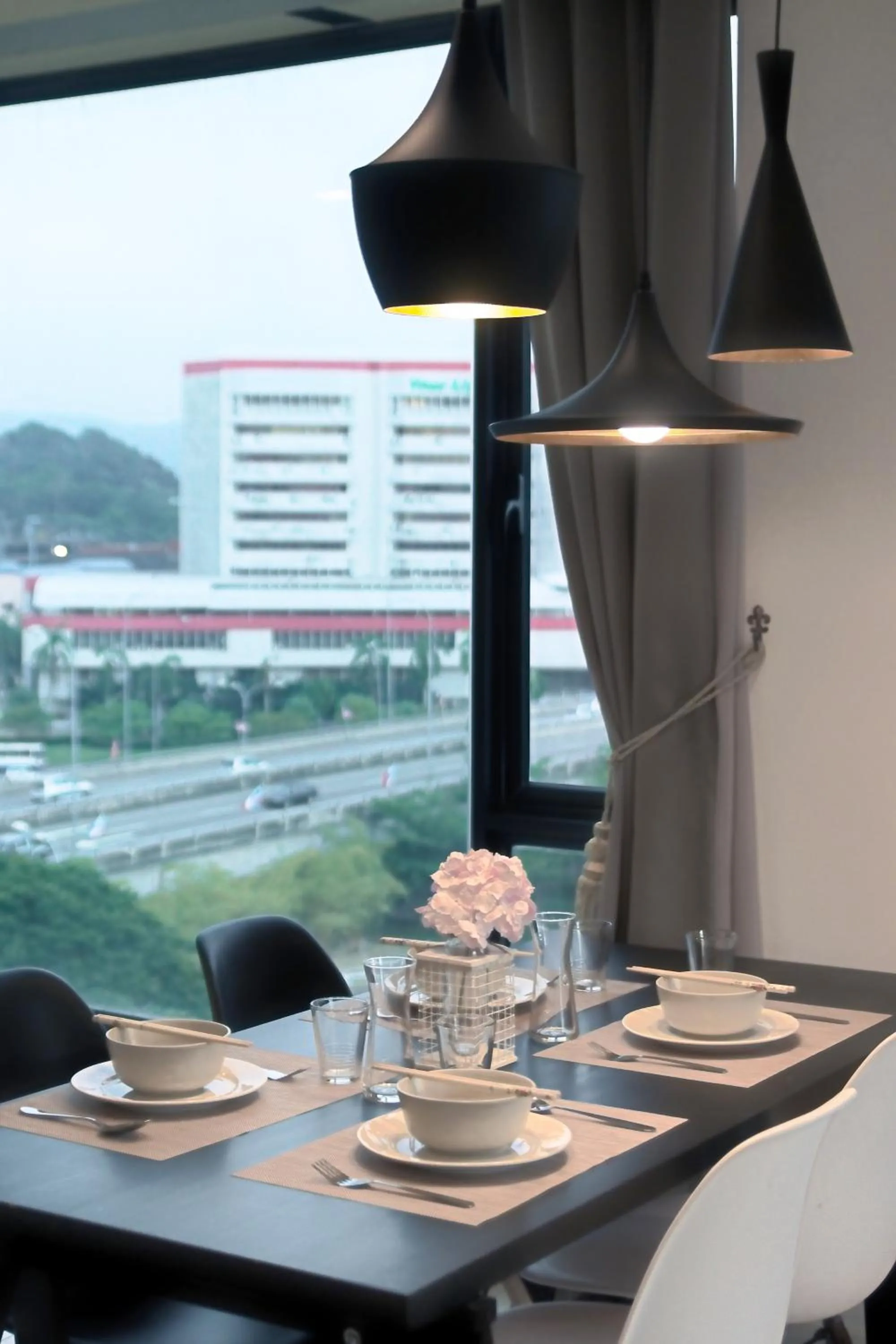 Dining area in Cozy Living Sky Apartment