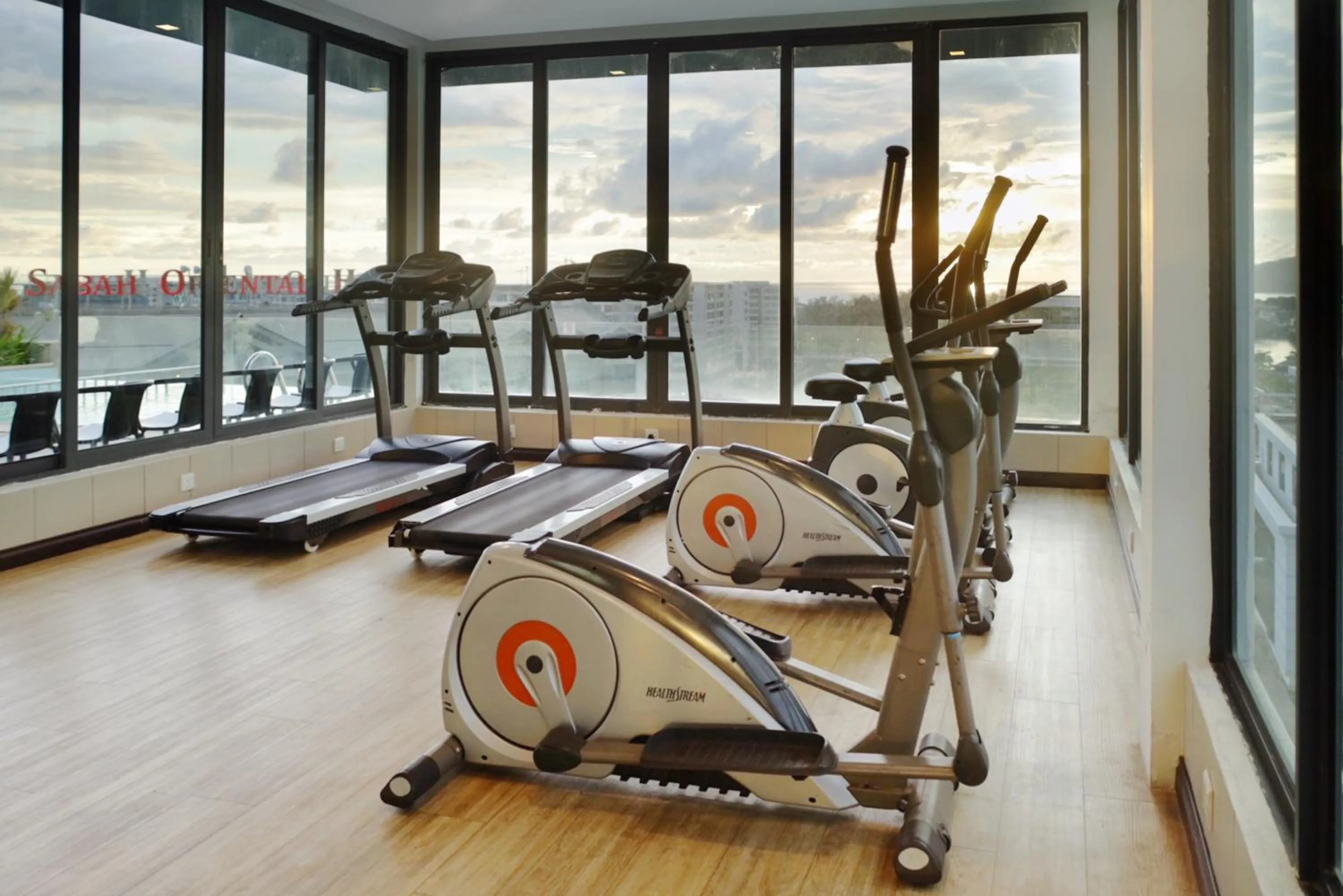Fitness centre/facilities in Cozy Living Sky Apartment