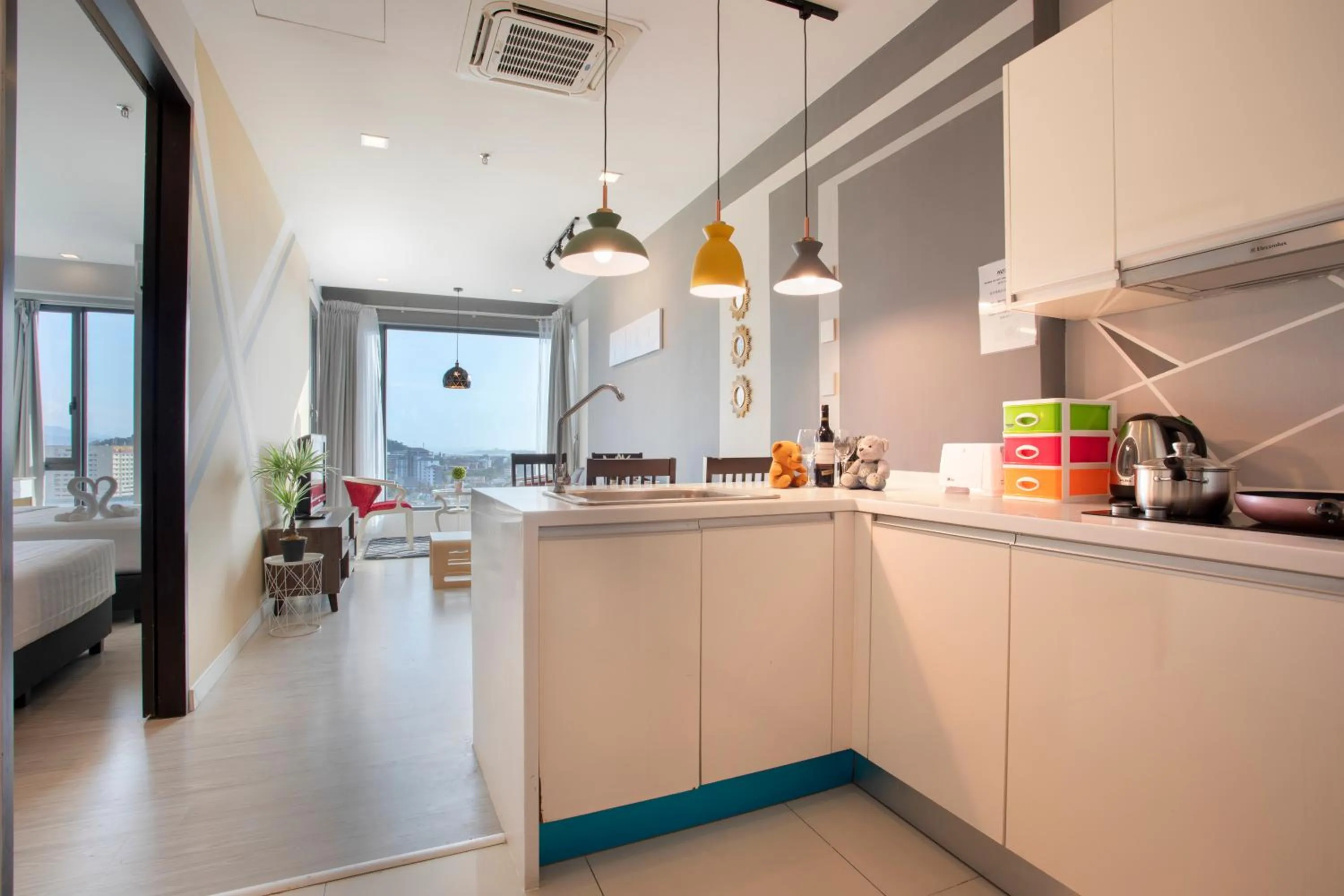 Kitchen or kitchenette in Cozy Living Sky Apartment