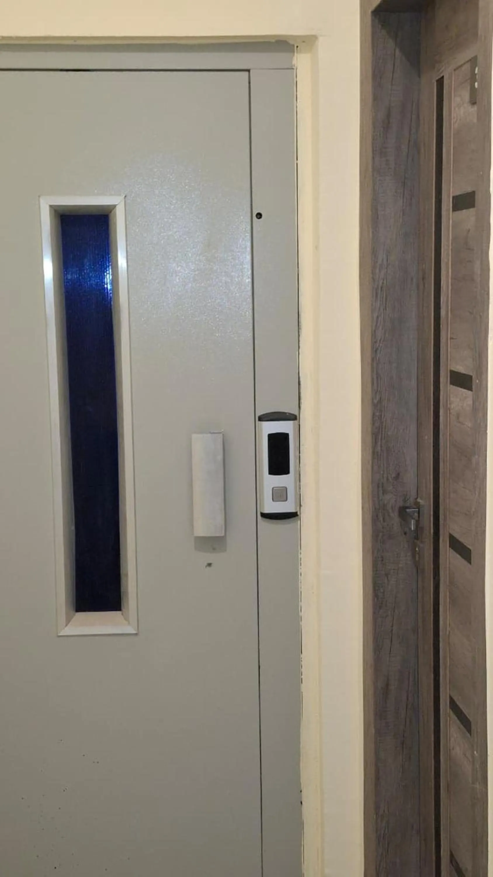 elevator in Canary Hotel