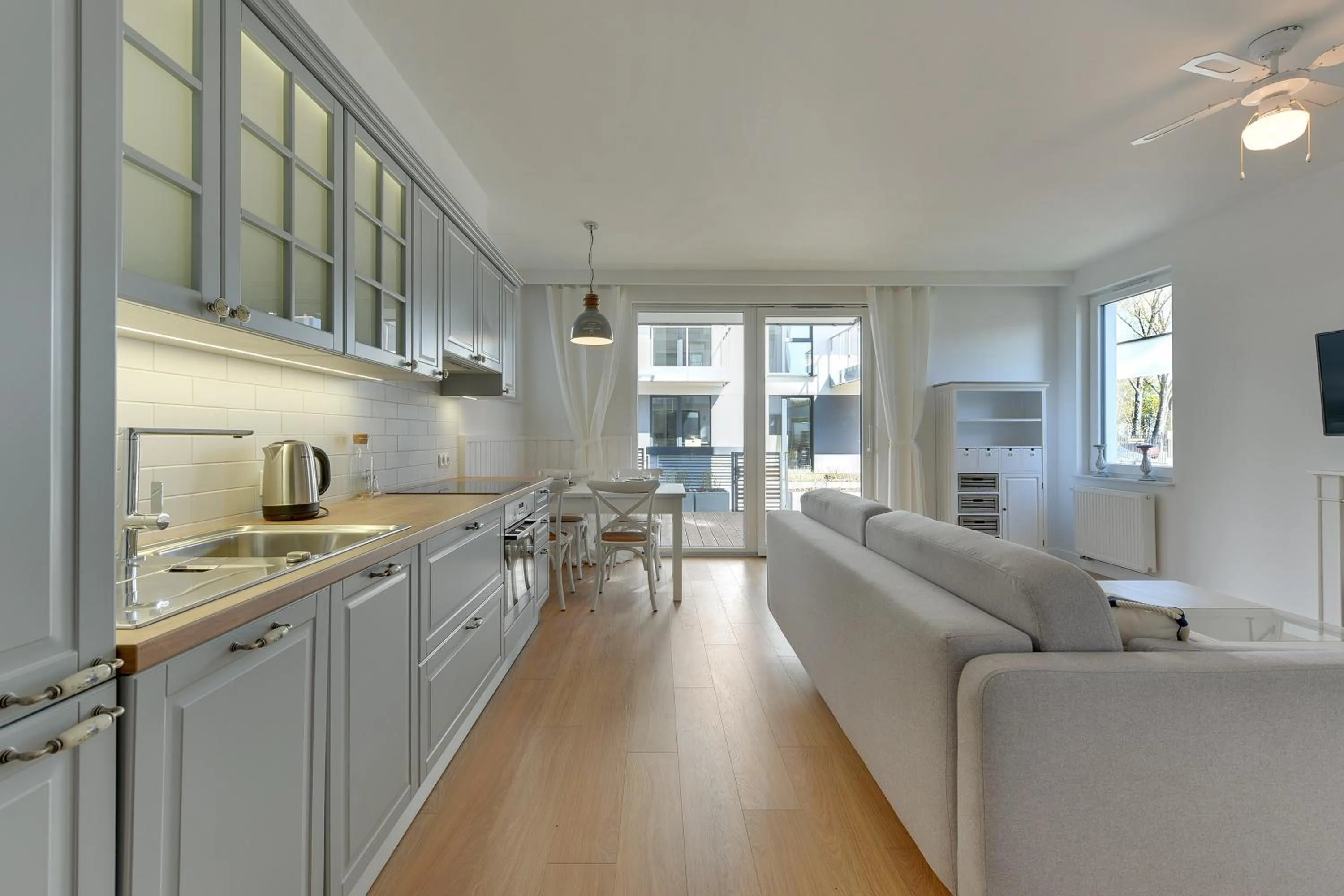 Kitchen or kitchenette in INA Rent - Tre Mare Apartamenty