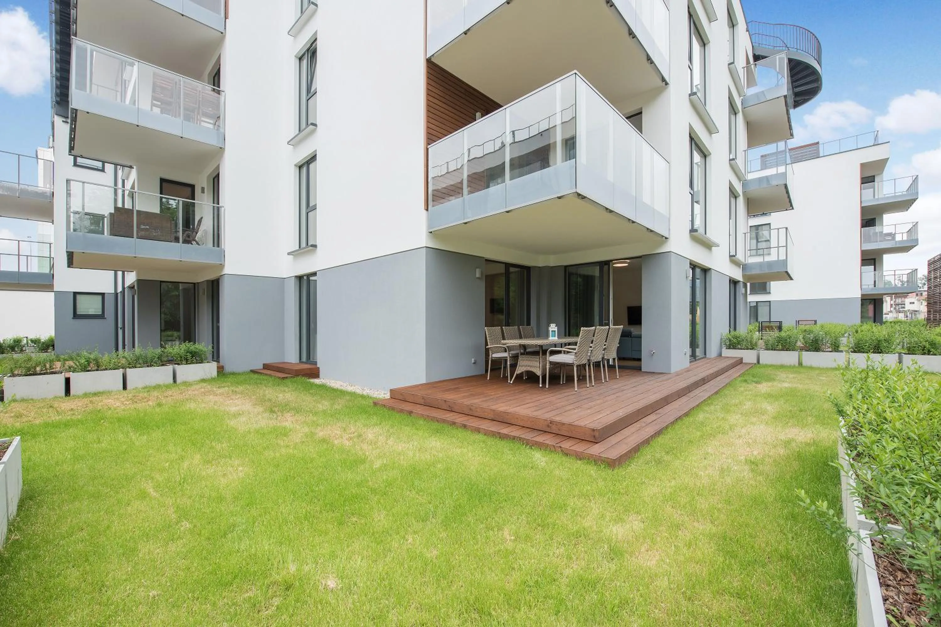 Garden view in INA Rent - Tre Mare Apartamenty