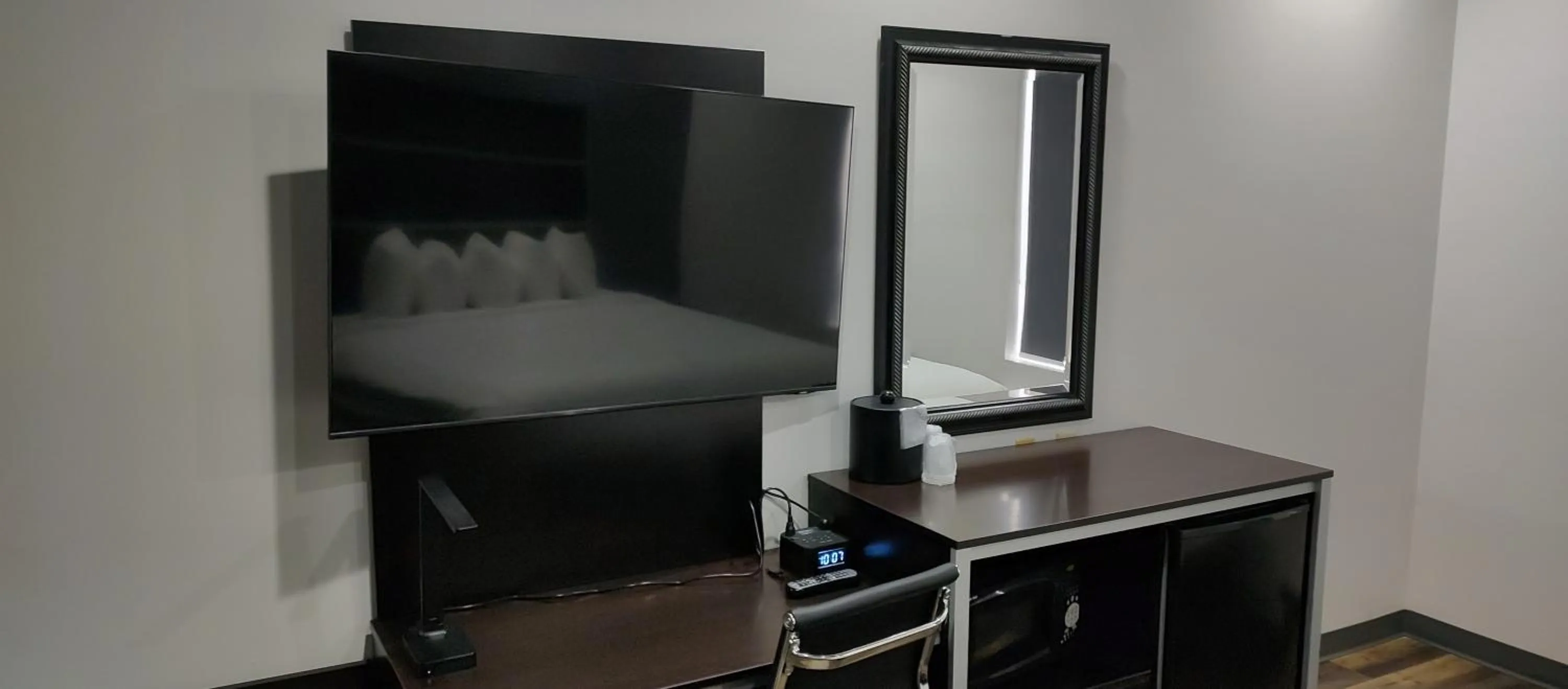 hair dresser in Sonesta Essential Savannah