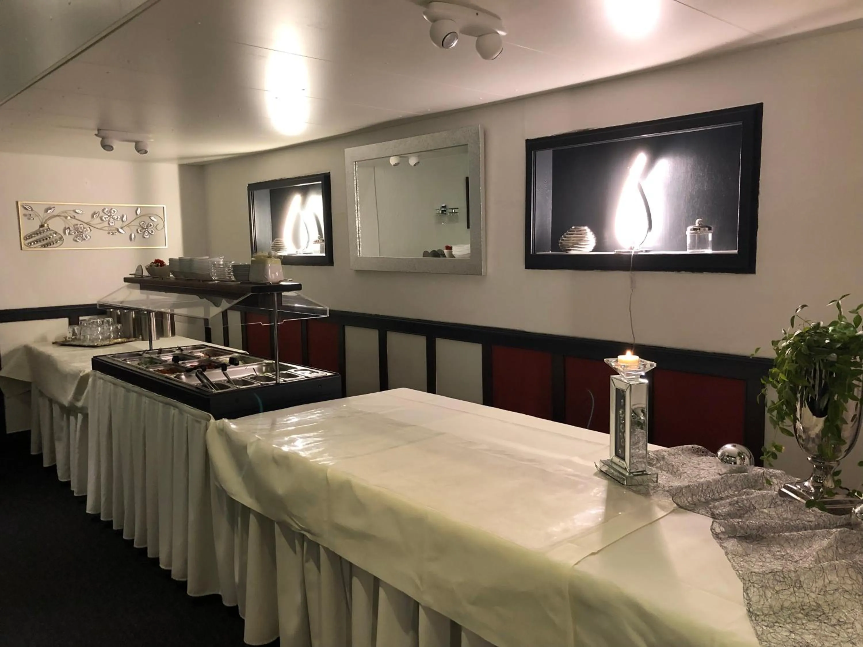 Restaurant/places to eat in Hotel & Restaurant Blume