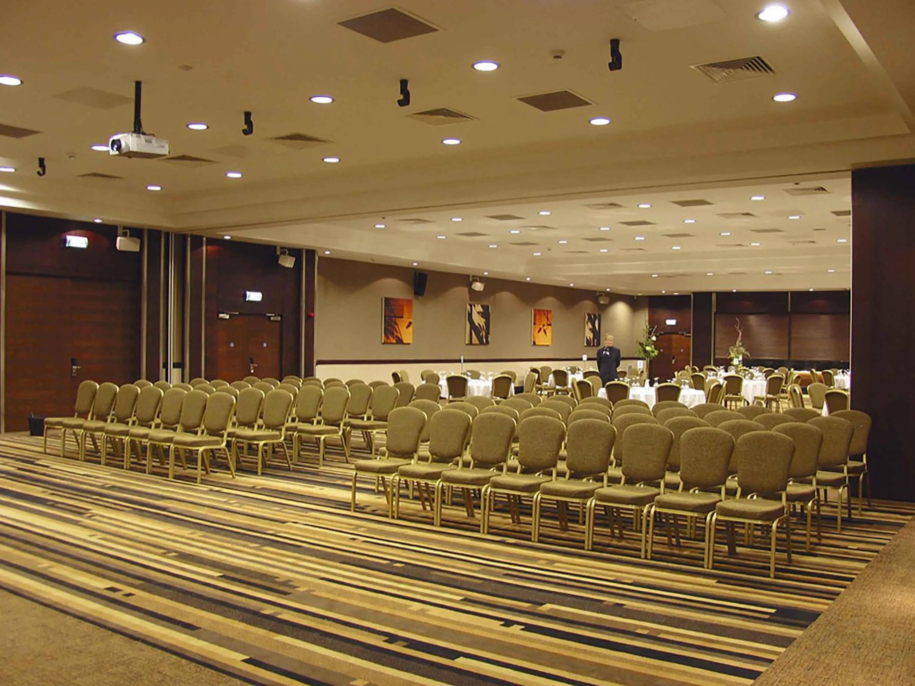 Meeting/conference room in Mercure Sheffield St Paul's Hotel & Spa