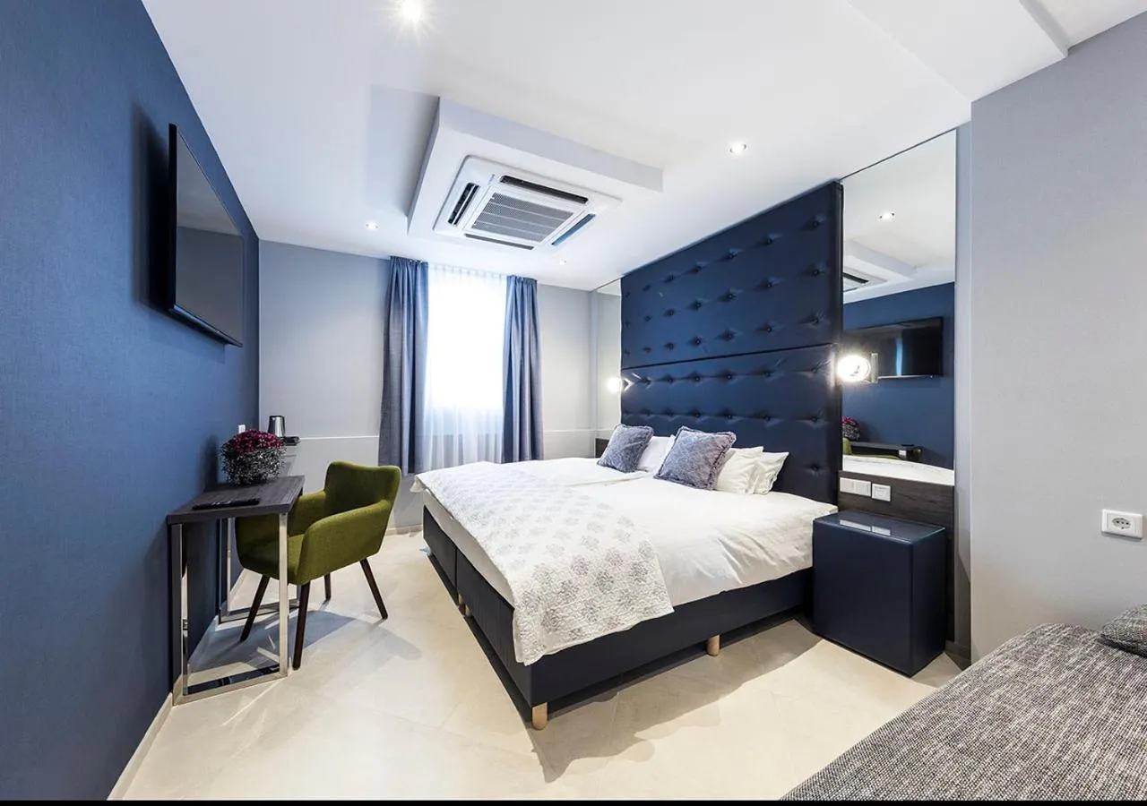 Photo of the whole room, Bed in Hotel Tommasi