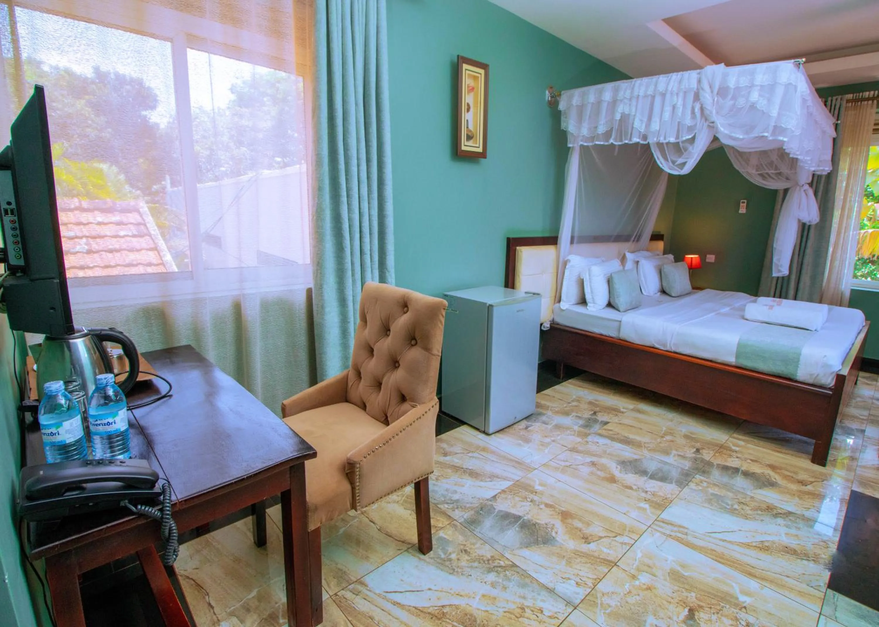 The Mansion Hotel Jinja