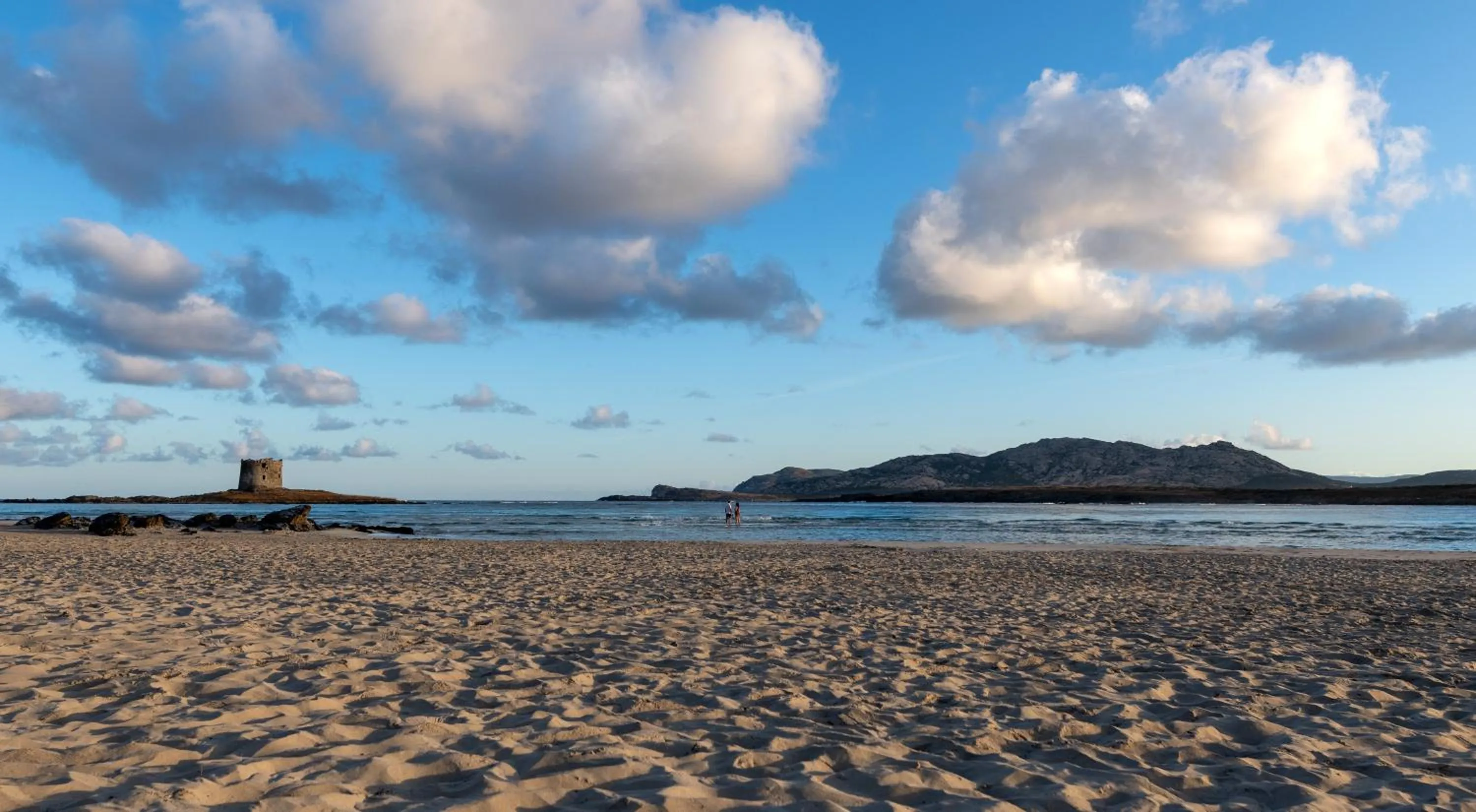 Beach in Sea & Villas
