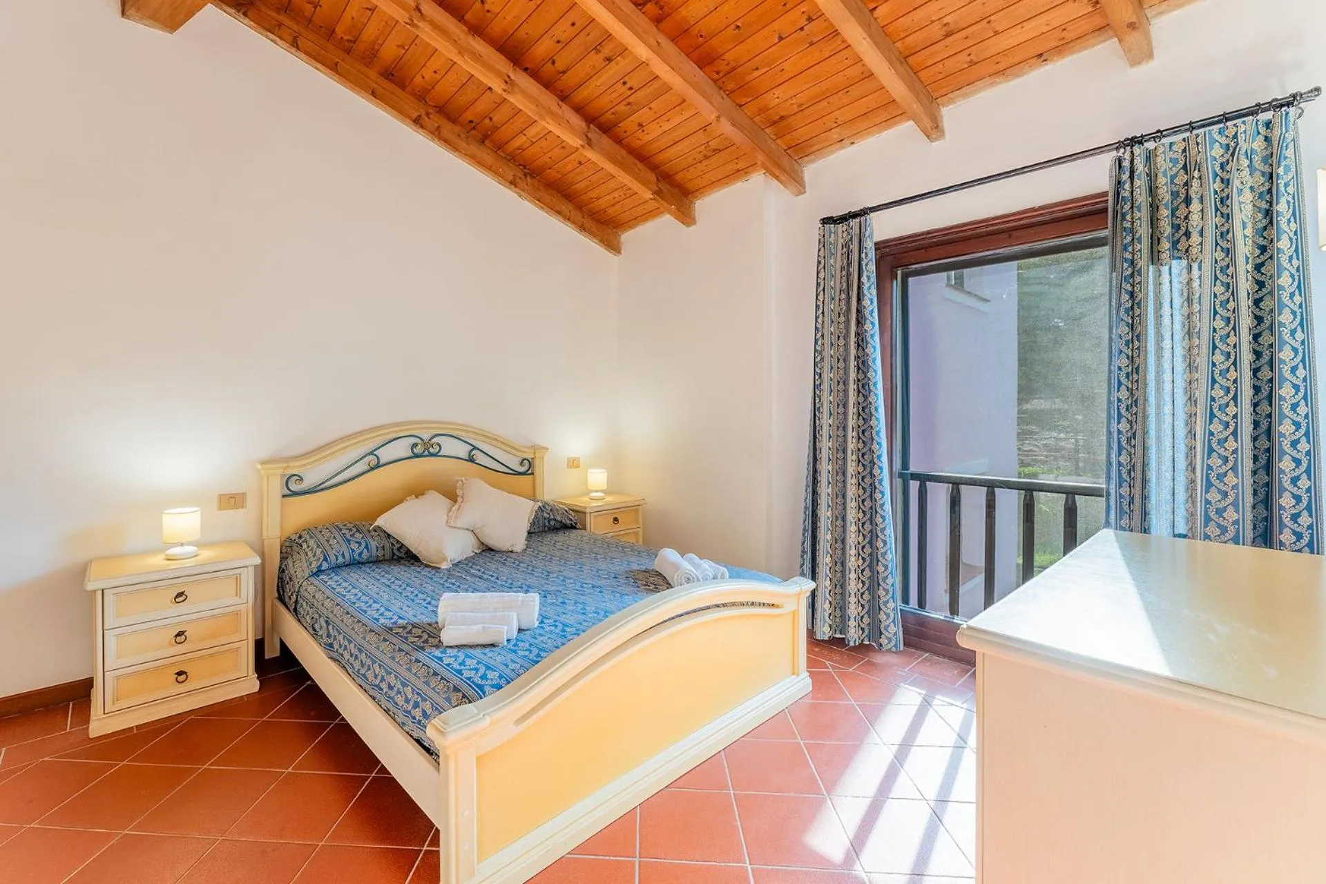 Bedroom, Bed in Sea & Villas