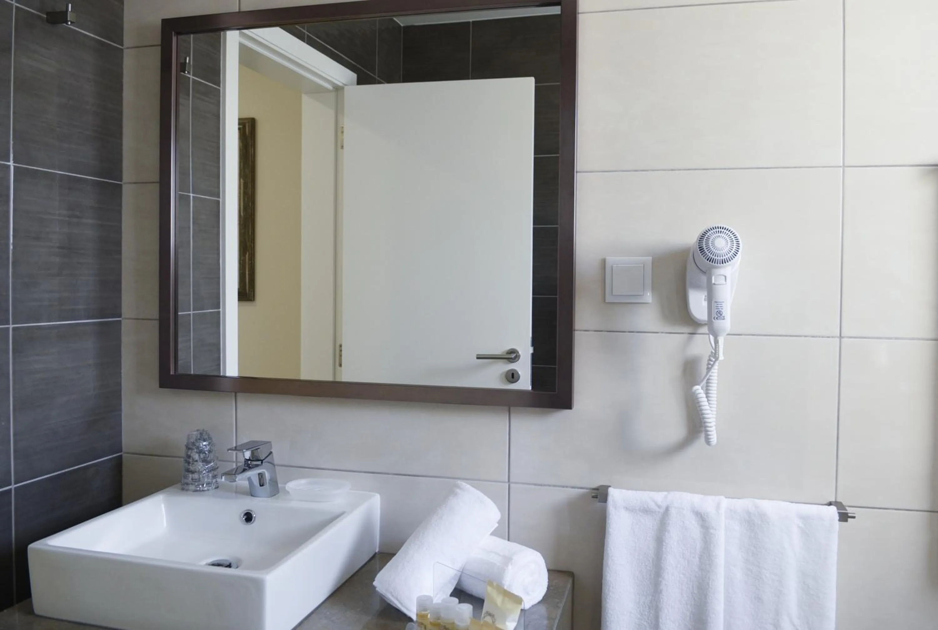 Shower in Villamar Style Maison