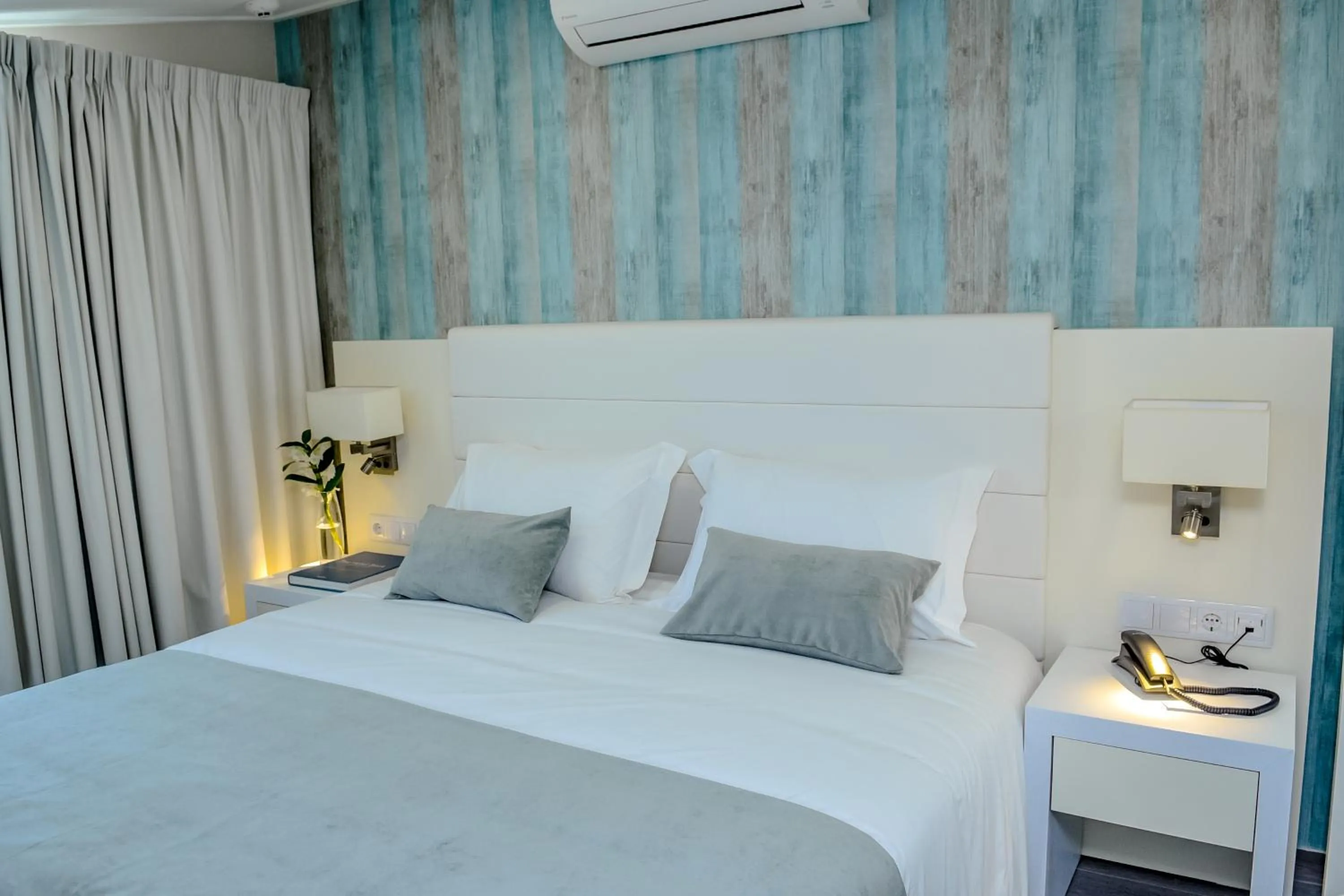 Bedroom, Bed in Villamar Style Maison