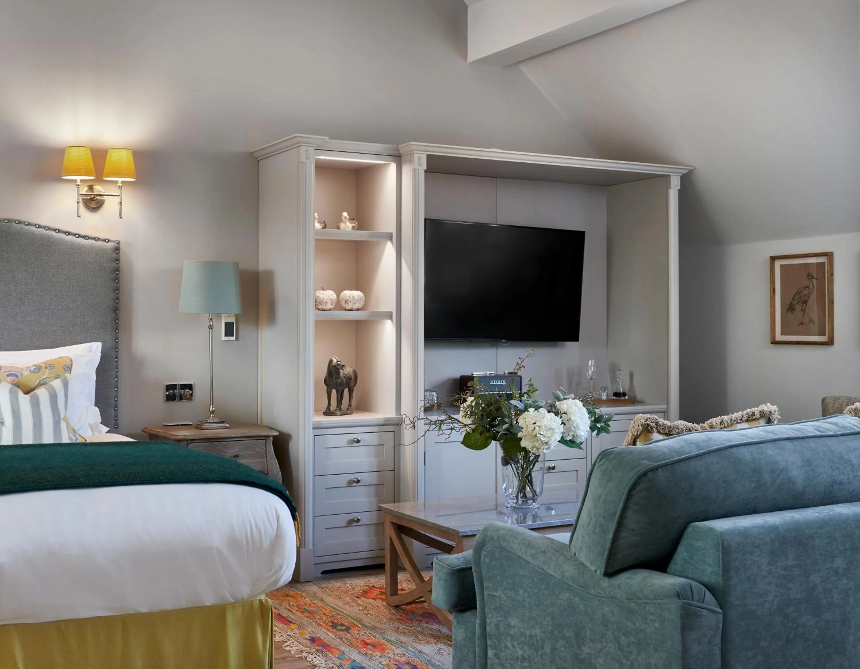 Bed in The Montagu Arms