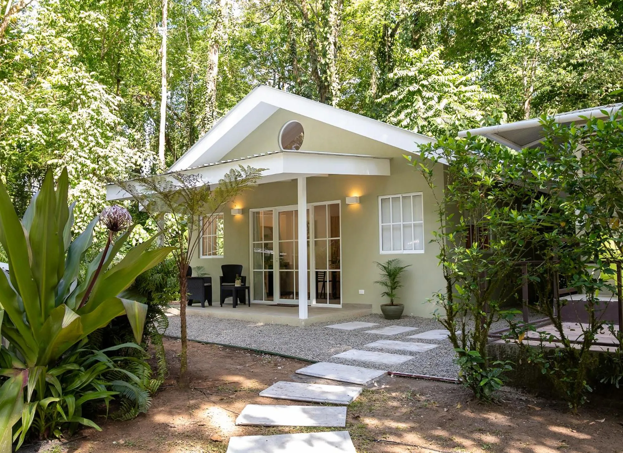 Property building in Jaguar Inn Bungalows