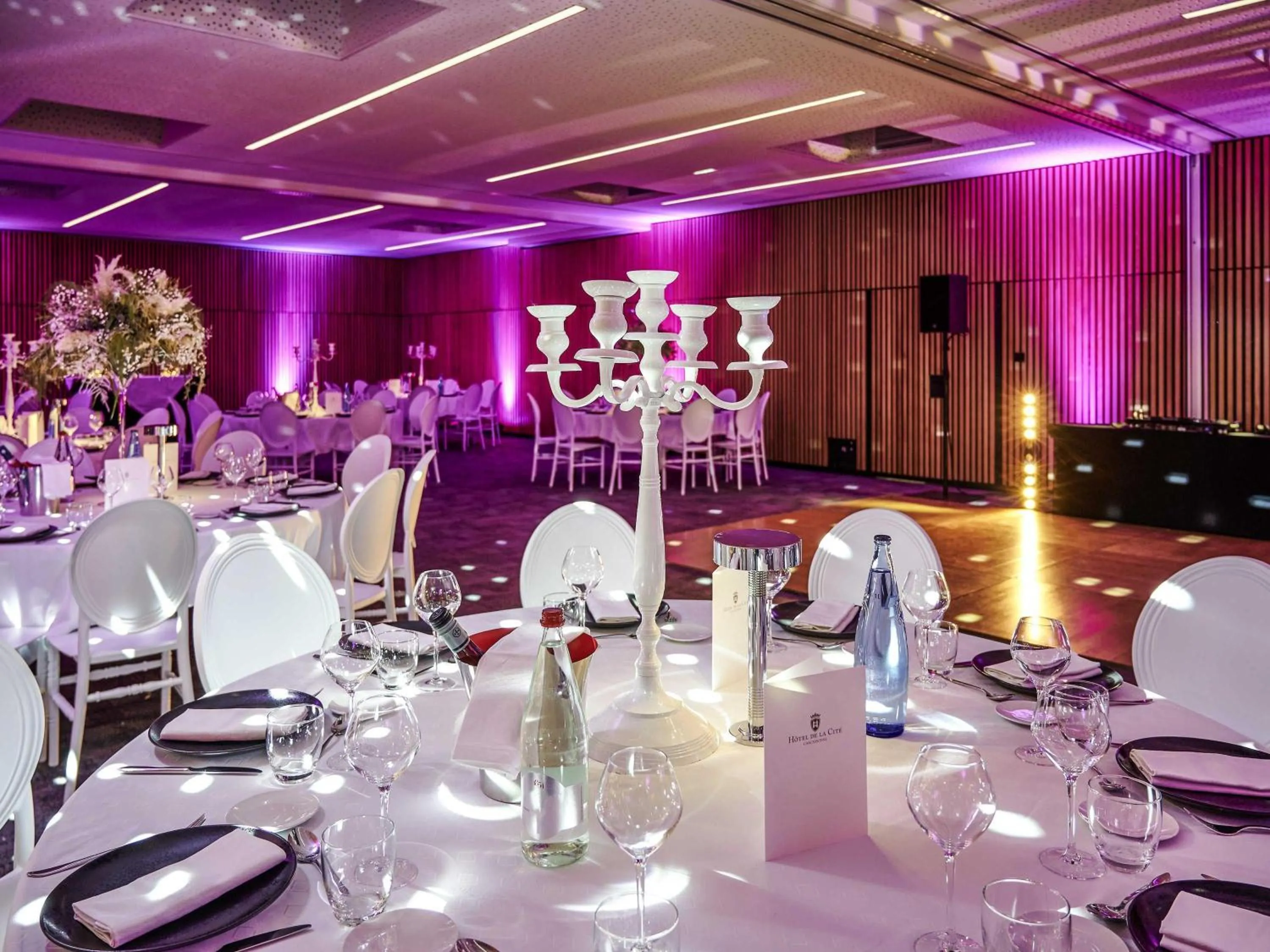 wedding in Hotel de la Cité Carcassonne - MGallery Collection