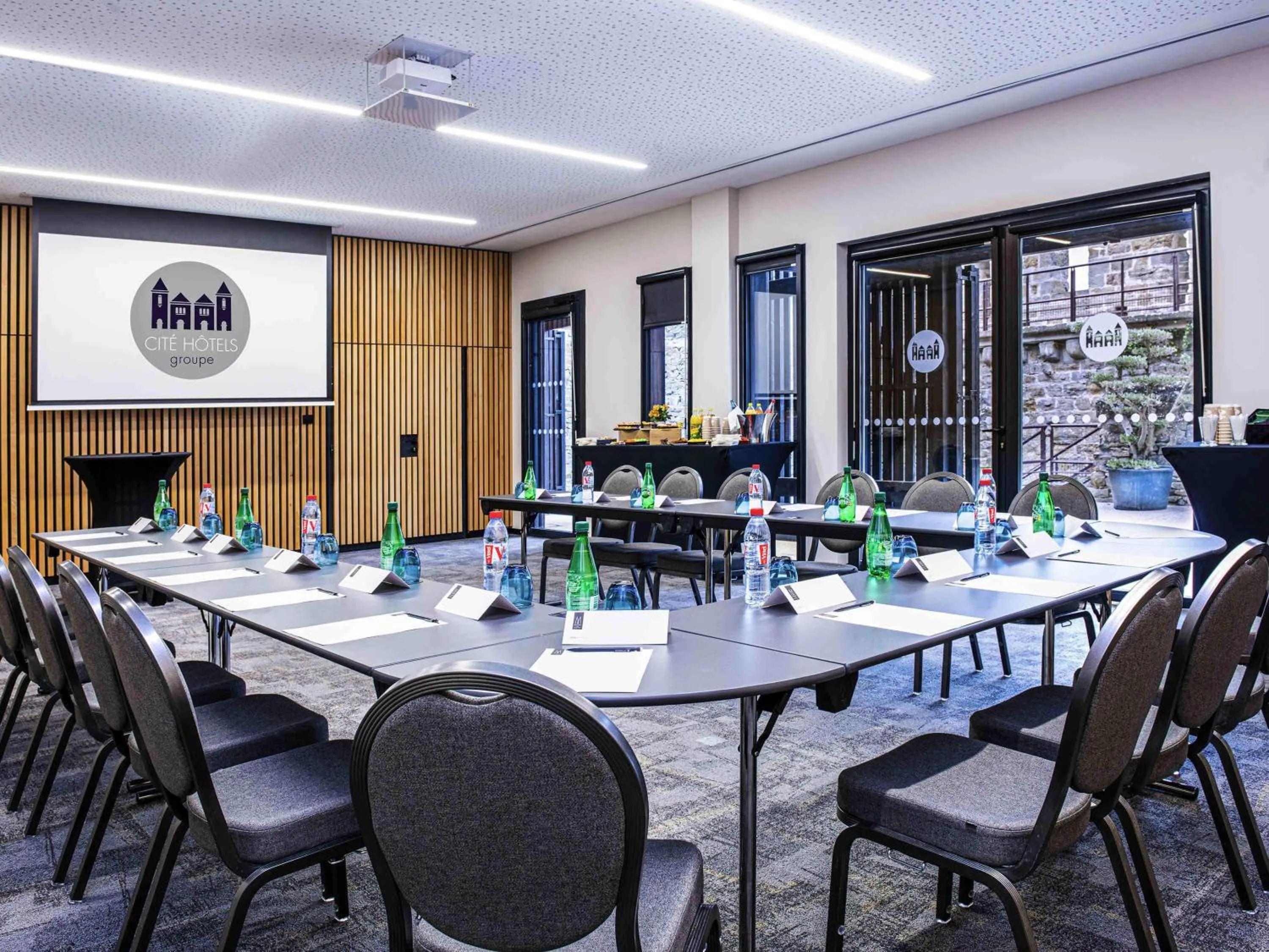 Meeting/conference room in Hotel de la Cité Carcassonne - MGallery Collection