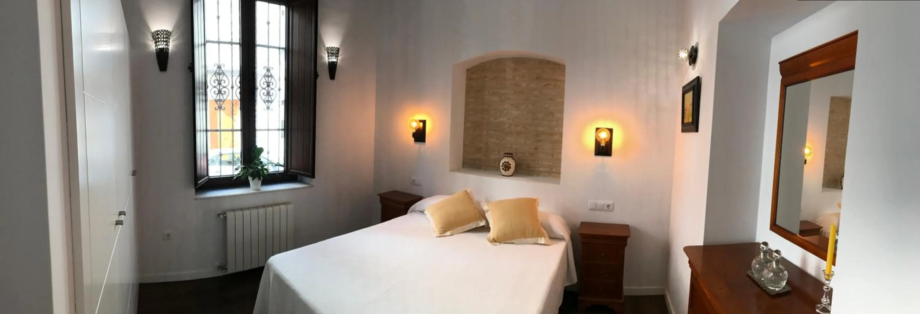 Photo of the whole room, Bed in Posada Pilatos