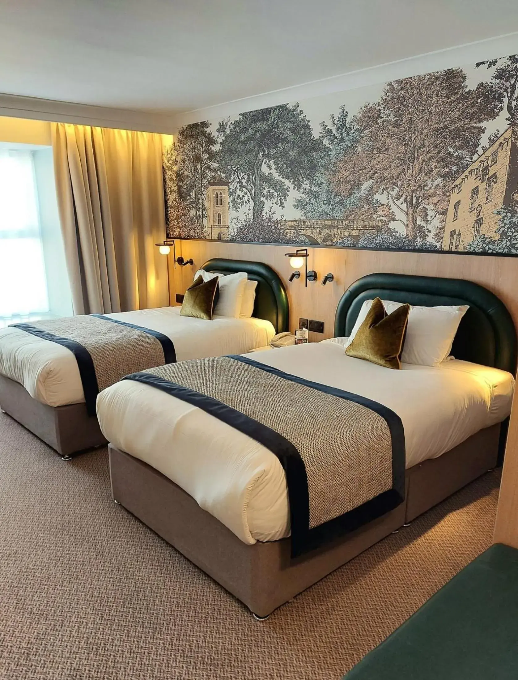 Signature Twin Room in Menlo Park Hotel Signature Twin Room in Menlo Park Hotel