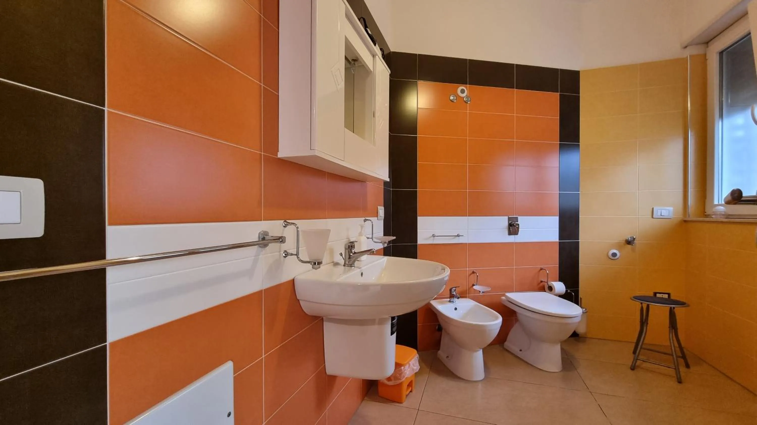 Bathroom in B&B La Villetta Gela