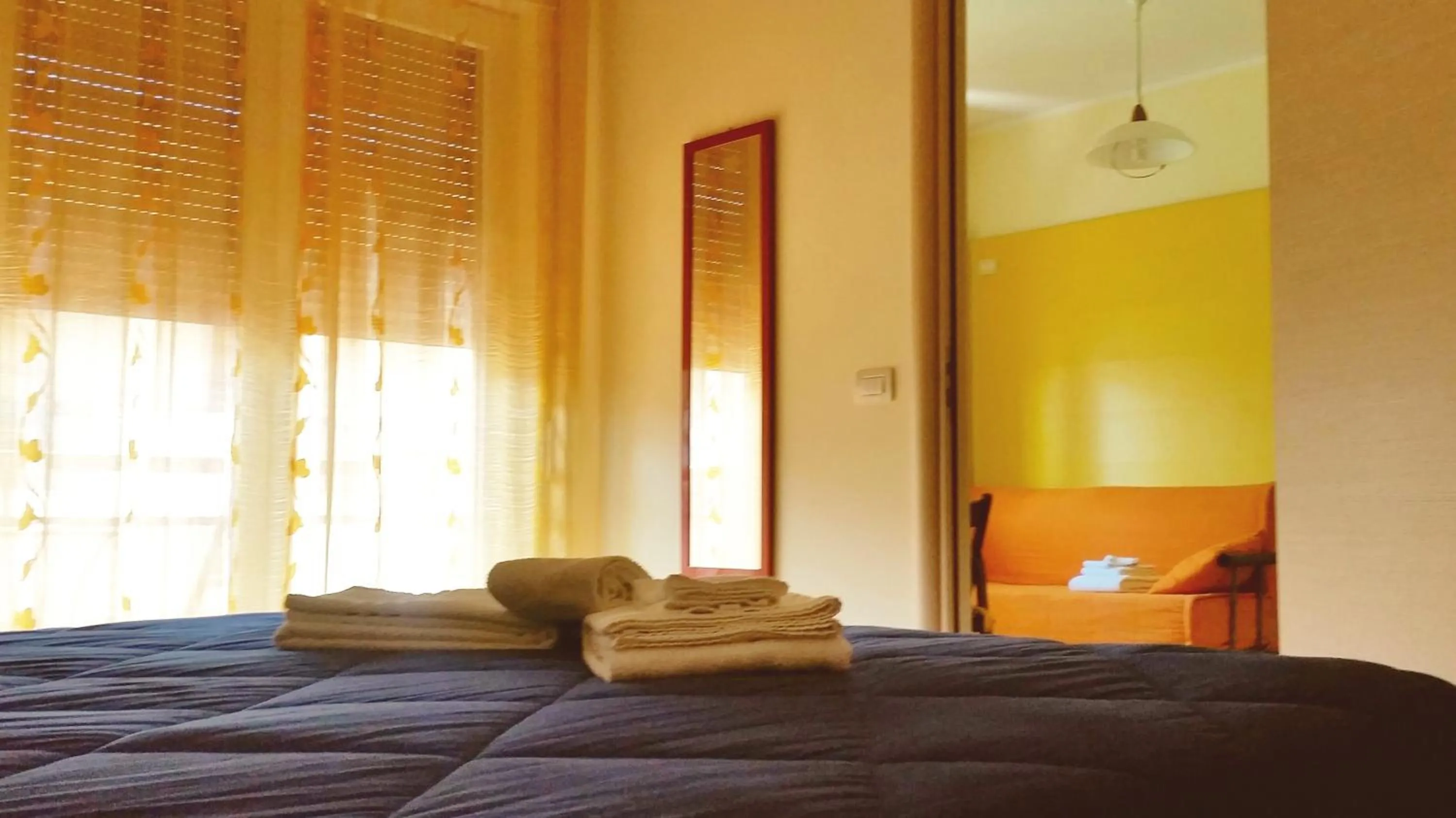 Photo of the whole room, Bed in B&B La Villetta Gela