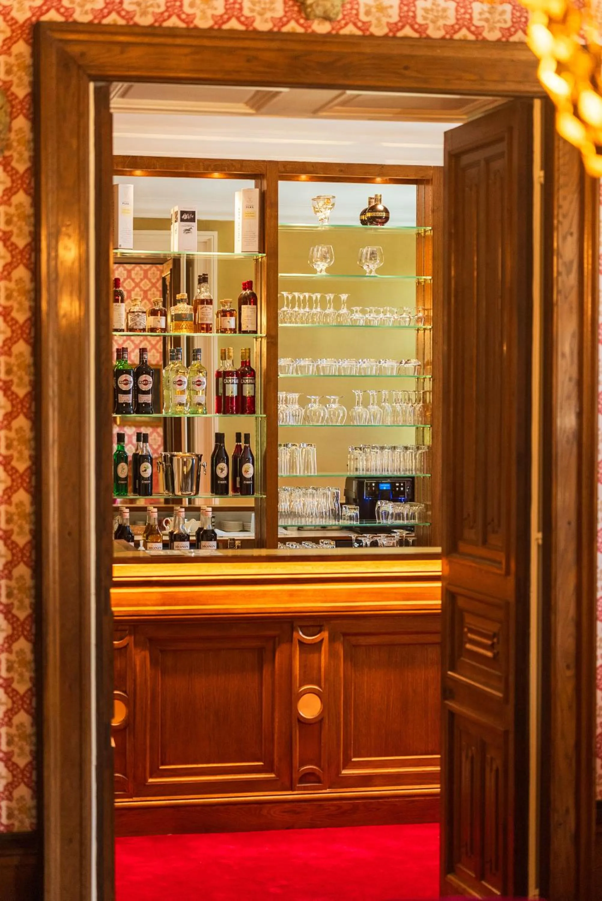 Lounge or bar in Le Manoir Saint Thomas