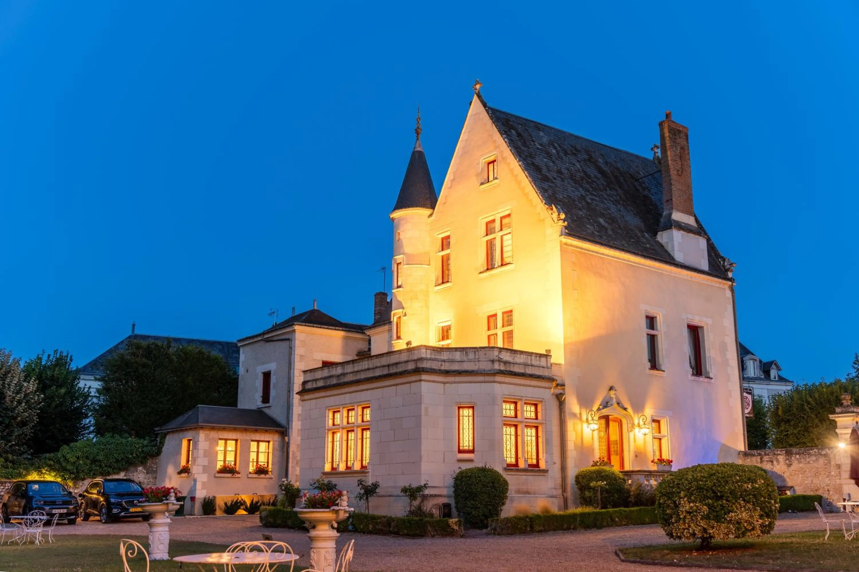 Property building in Le Manoir Saint Thomas