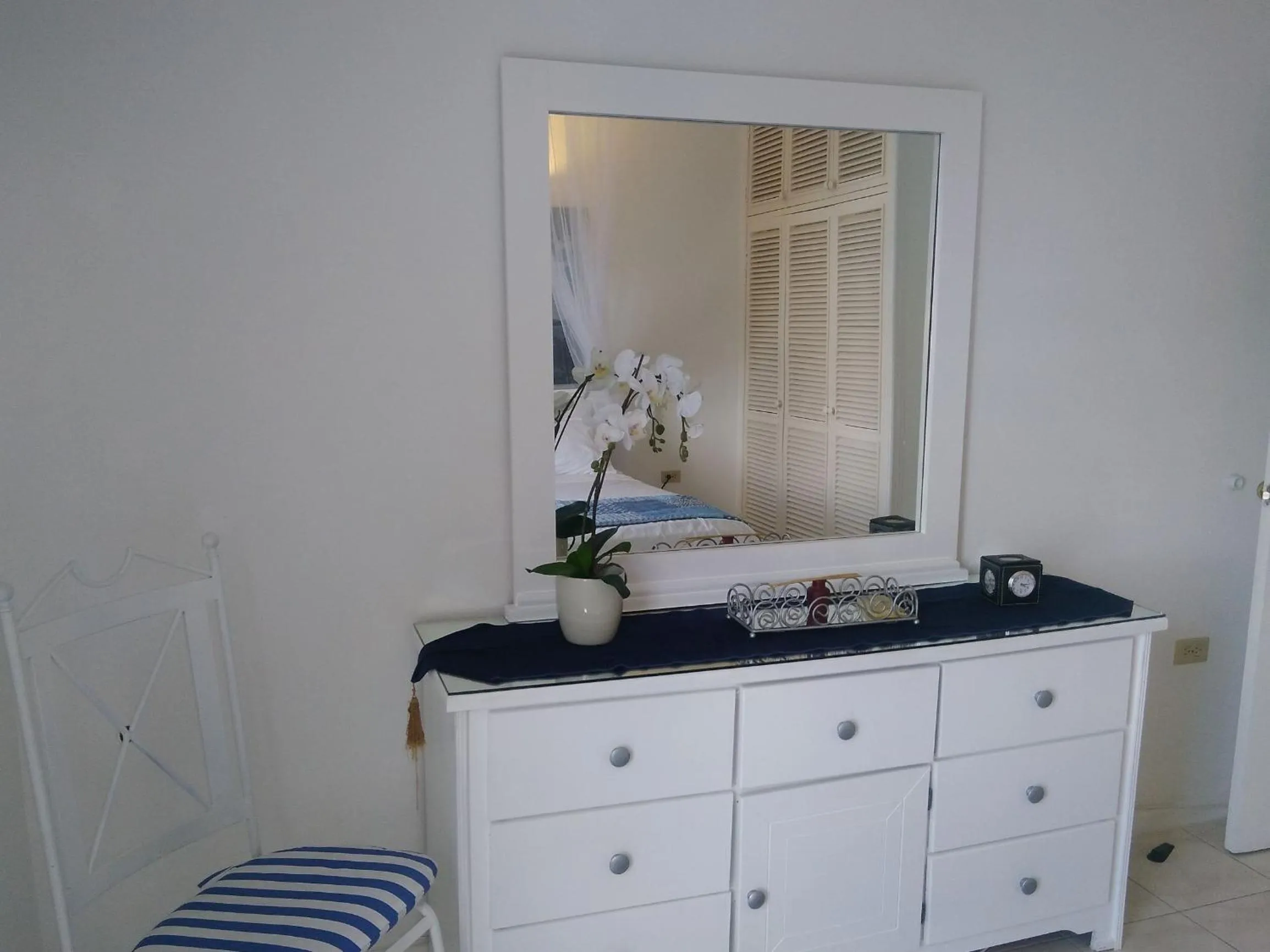 Garden in Blue Topaz