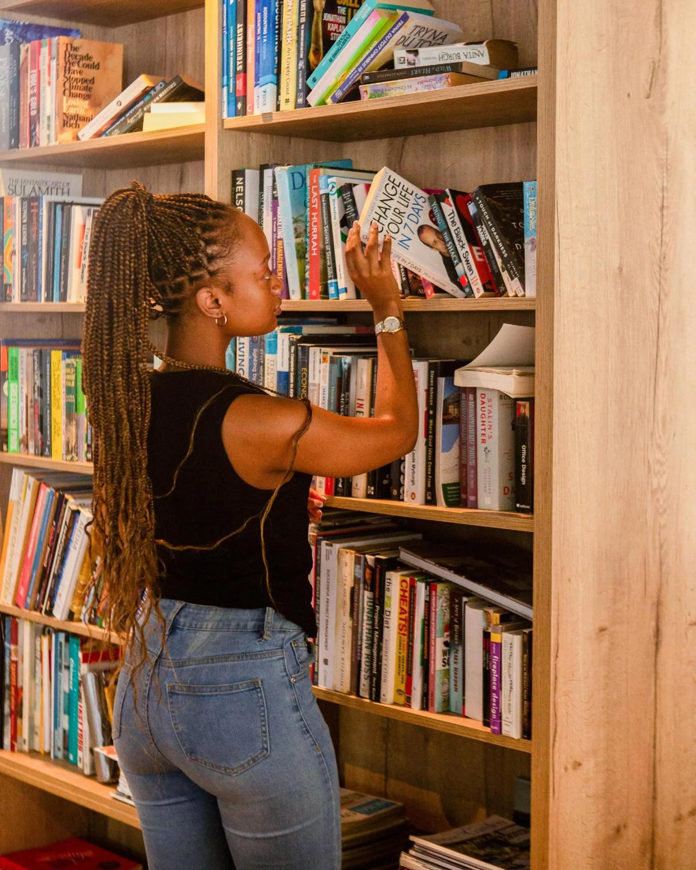 Library in 106 On Adderley Accommodation