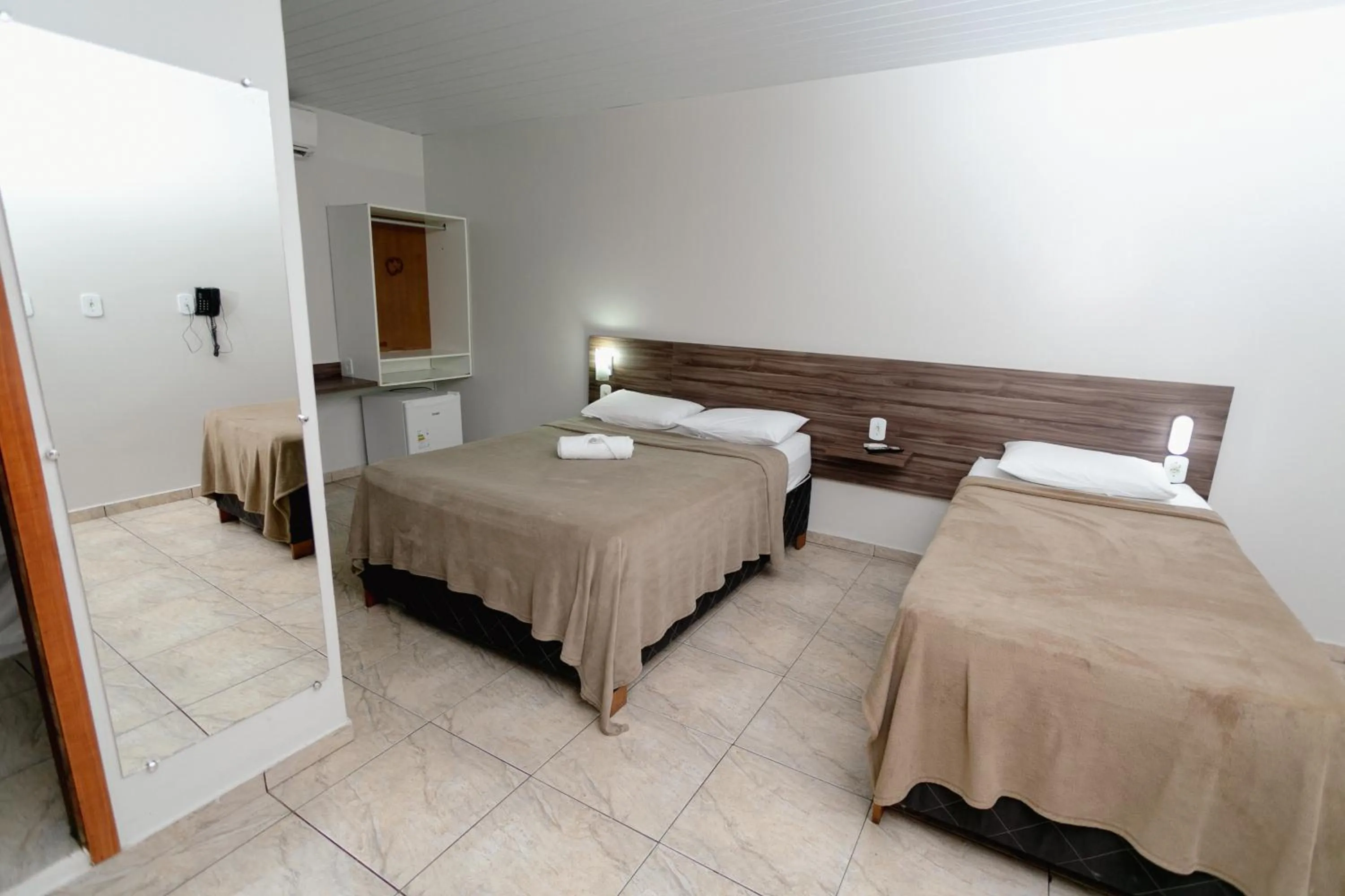 Bedroom, Bed in Hotel Verde Mares