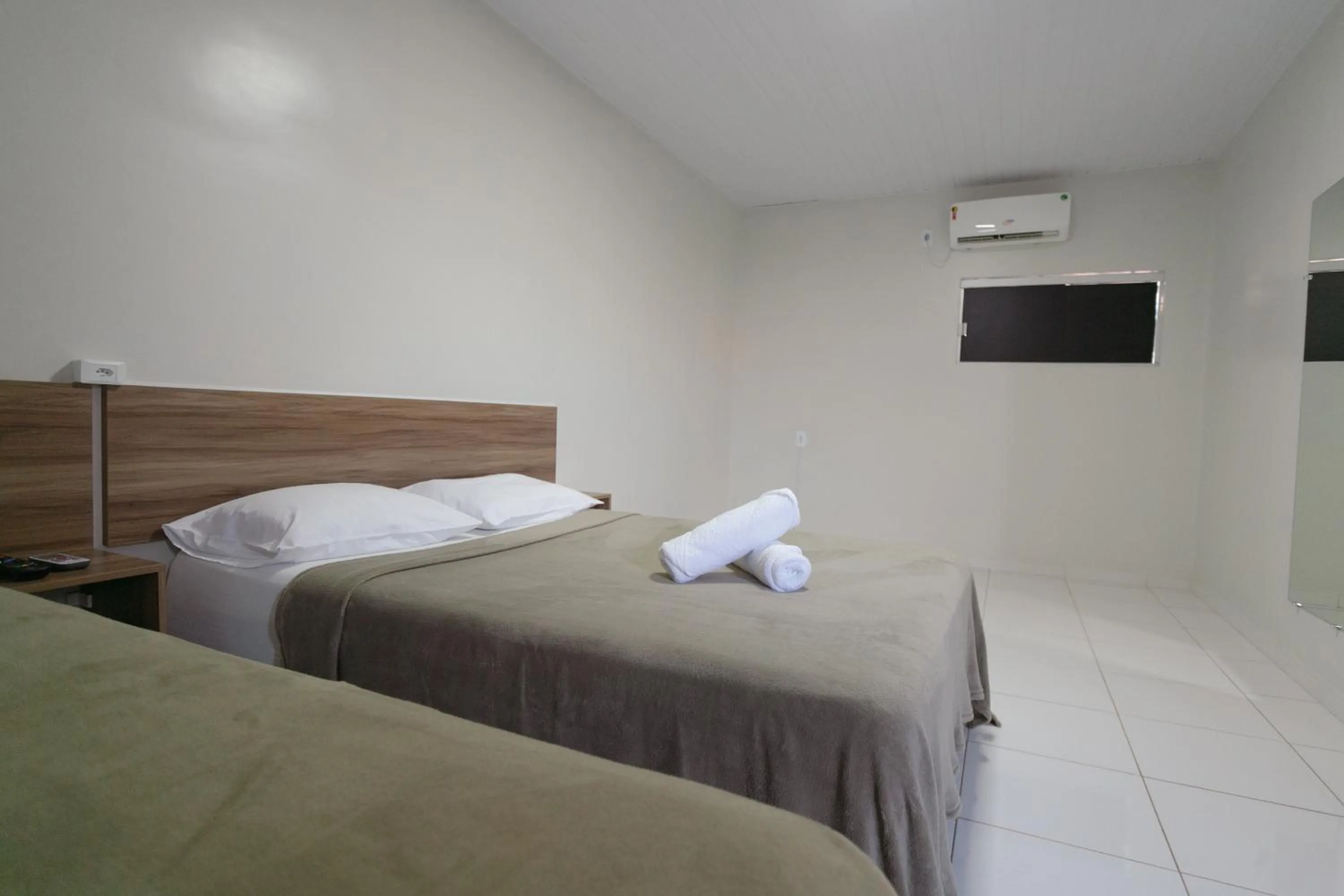 air conditioner, Bed in Hotel Verde Mares