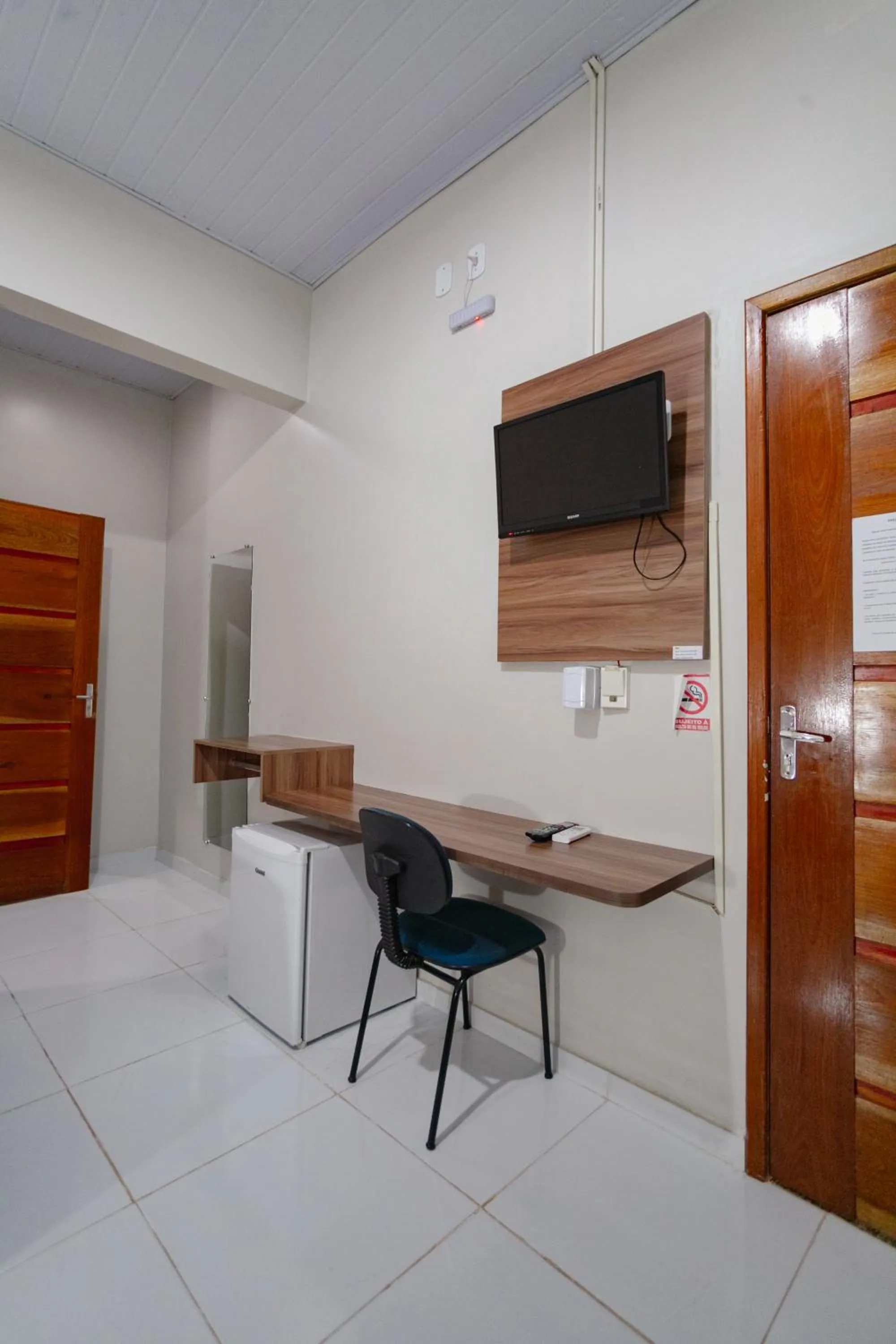 TV and multimedia in Hotel Verde Mares