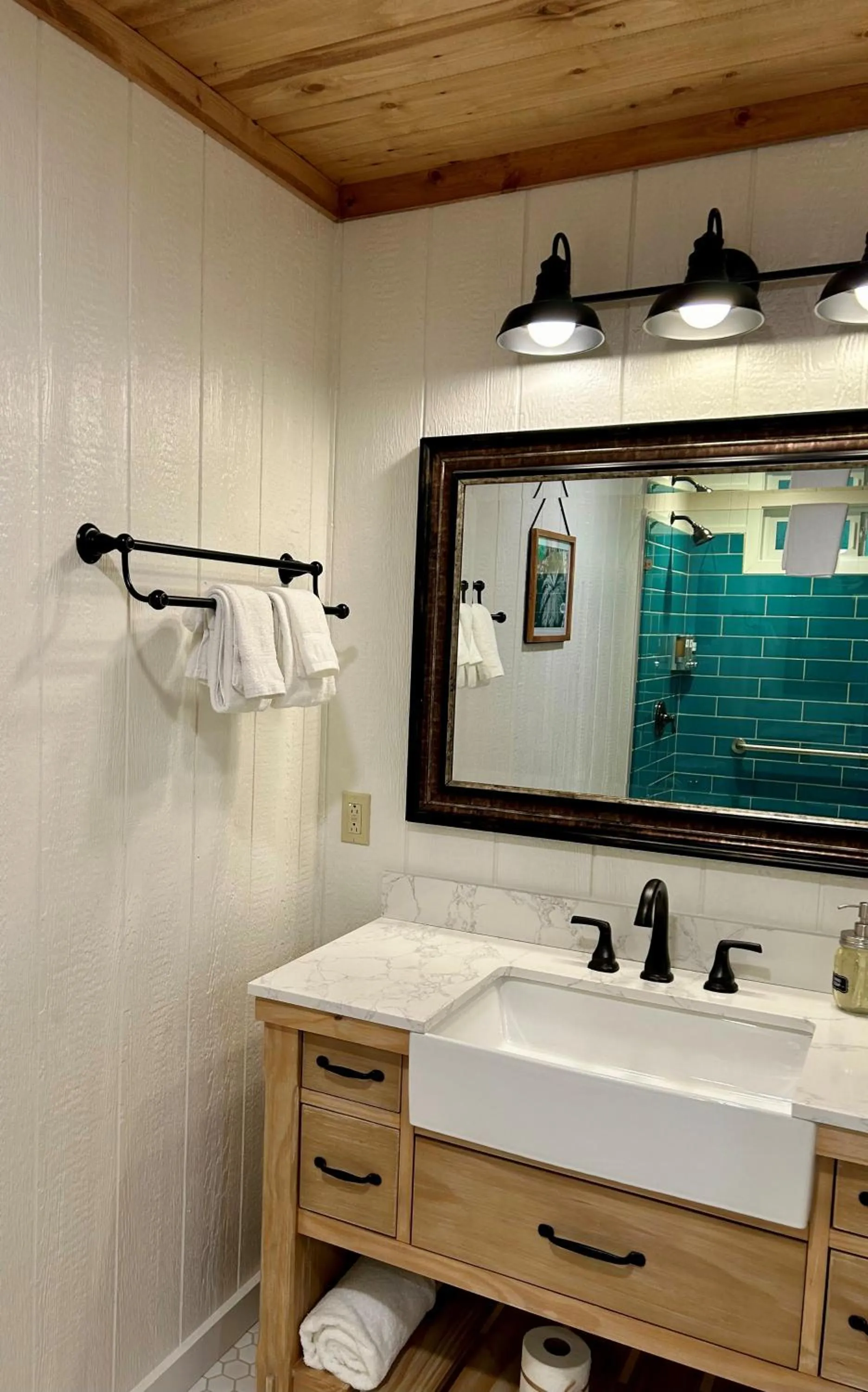 Bathroom in Fernwood Resort