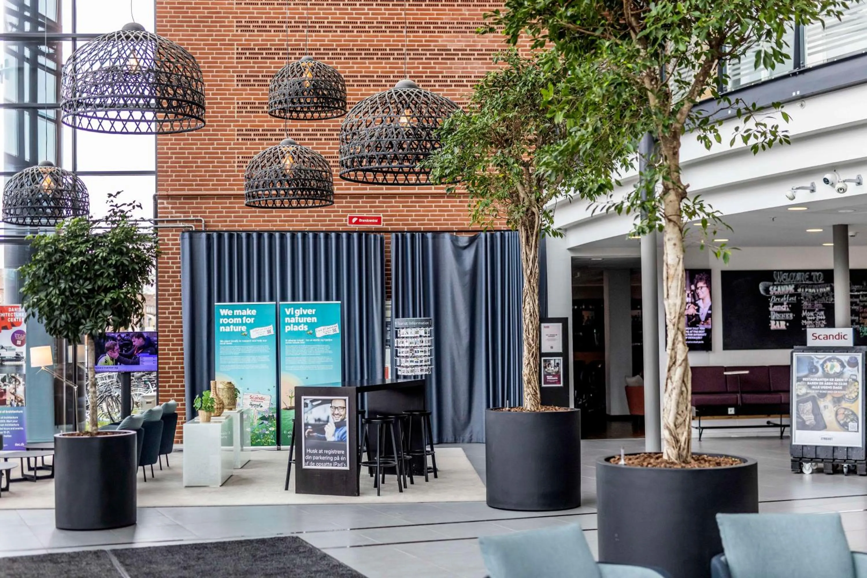 Lobby or reception in Scandic Sydhavnen