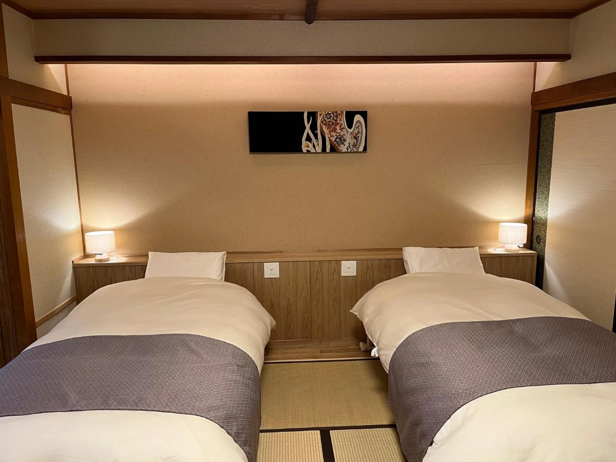 Bedroom, Bed in Minakamisansou