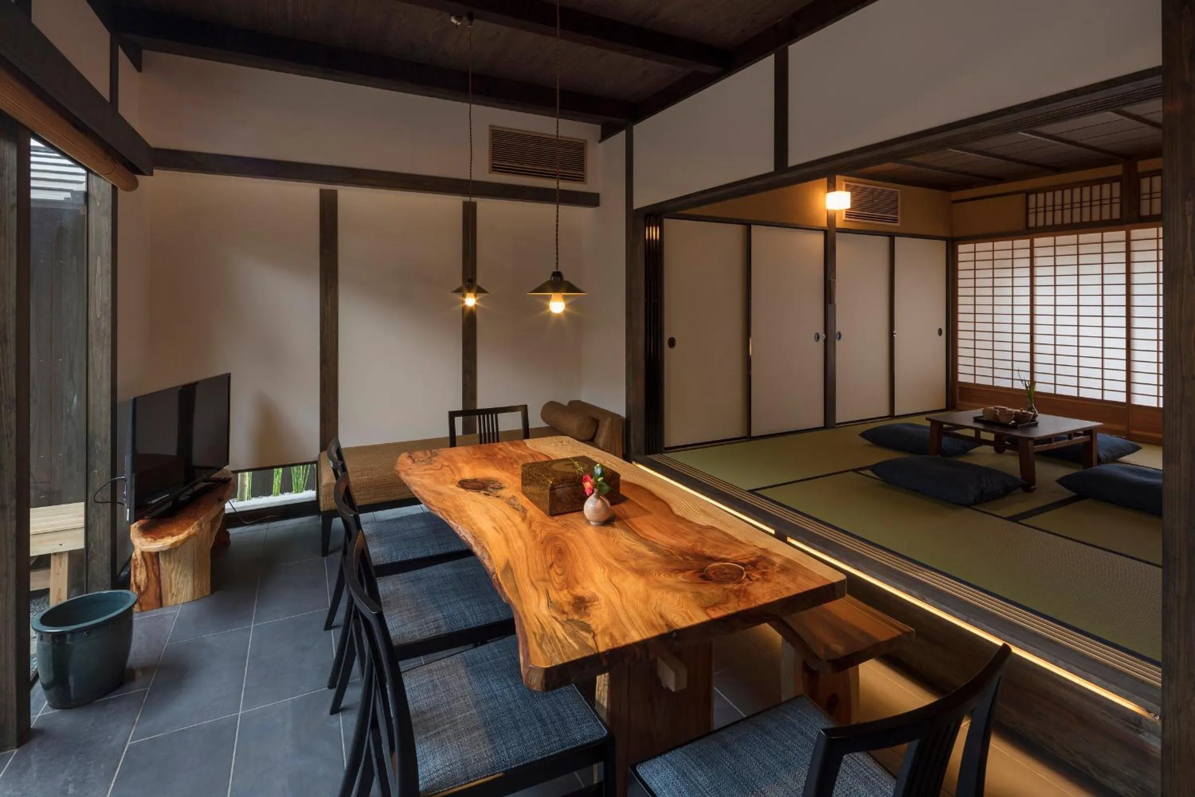 Living room in Yoitsubaki Machiya House