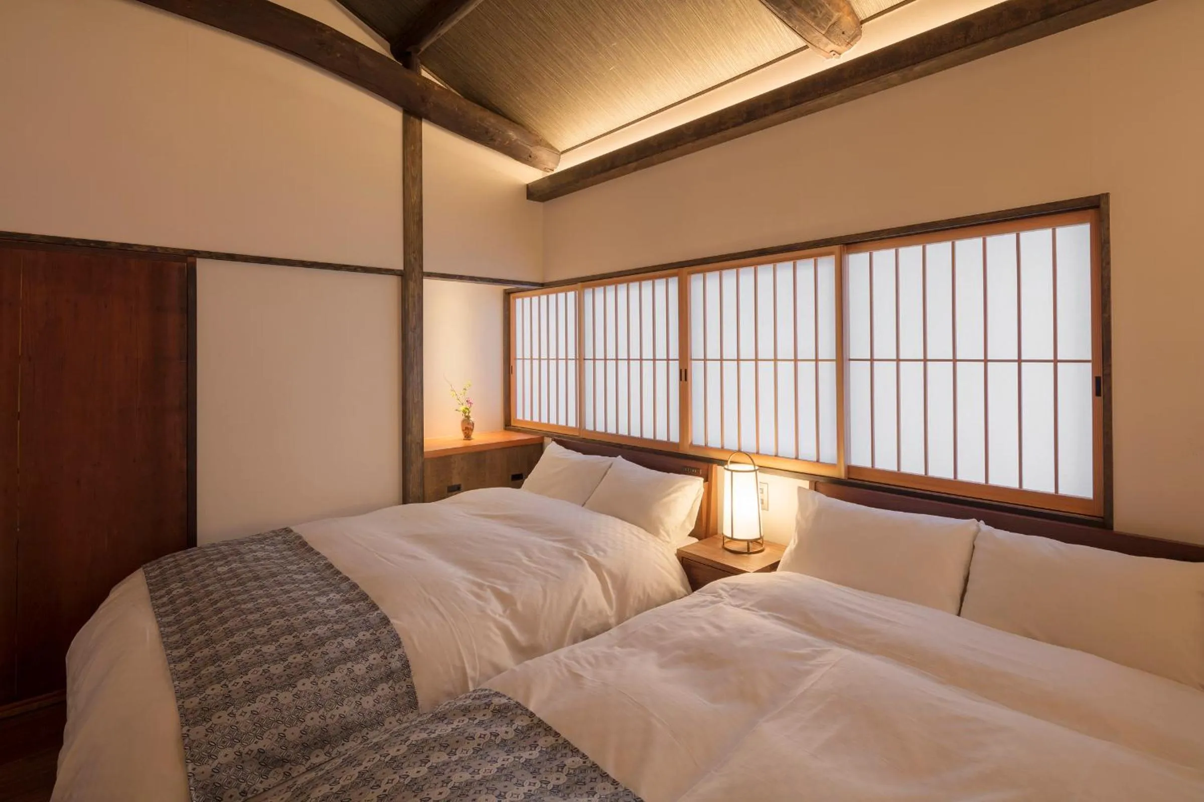 Bedroom, Bed in Yoitsubaki Machiya House