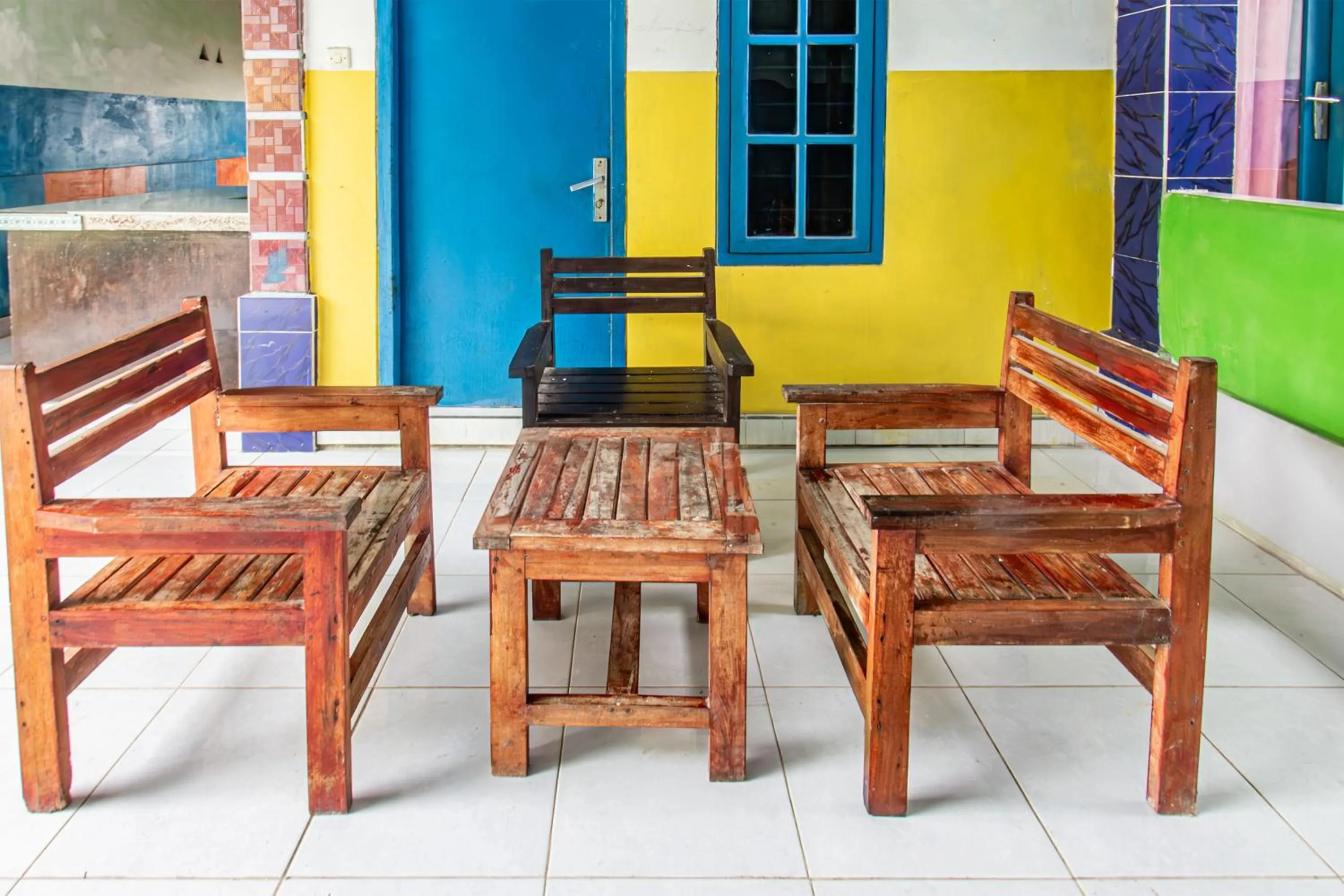 Lobby or reception in Hotel O Kawi Homestay