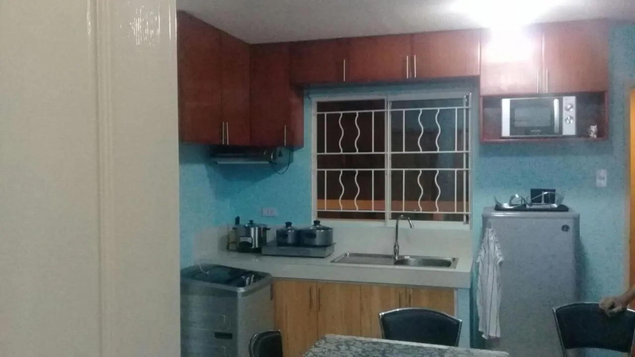 Coffee/tea facilities in 2 BR Sorrento Oasis