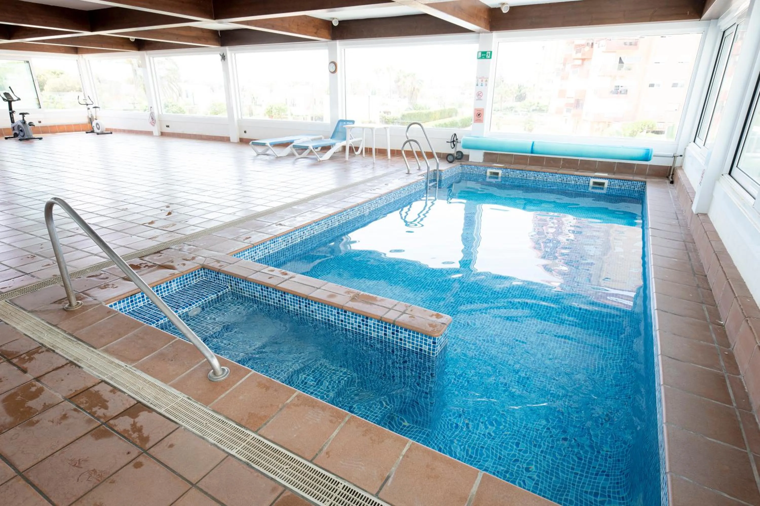 Swimming pool in Destinos de Sol Roquetas de Mar - Montepío Minería