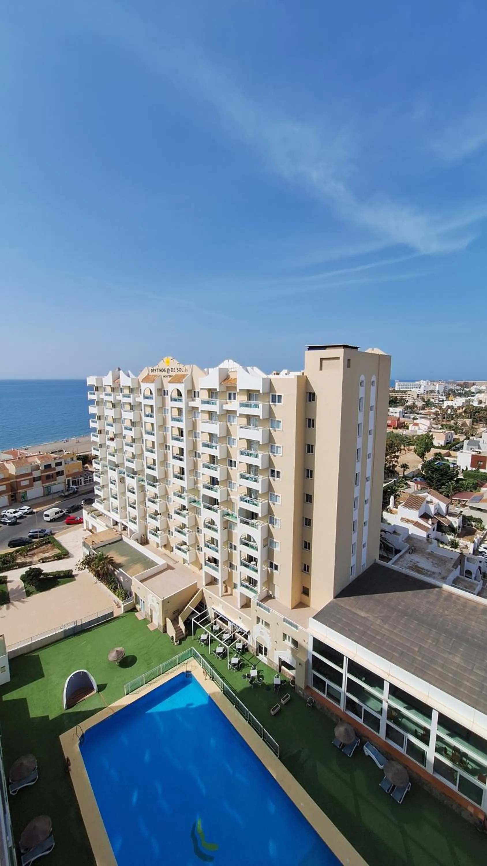 Property building in Destinos de Sol Roquetas de Mar - Montepío Minería