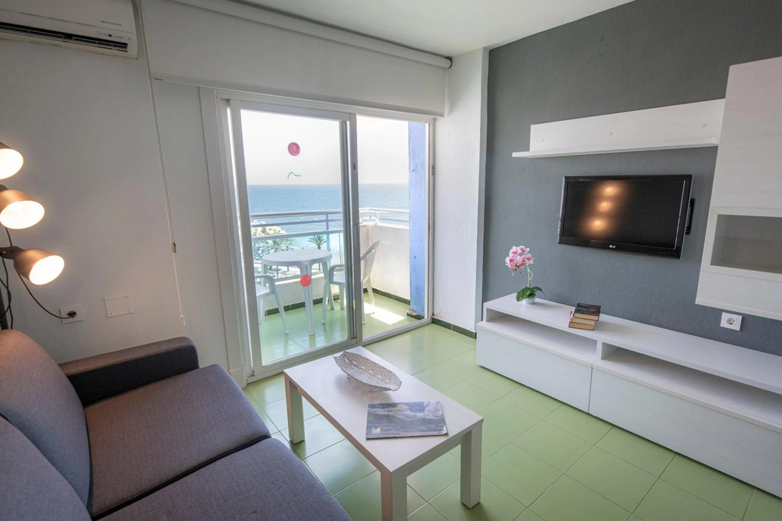 Living room in Destinos de Sol Roquetas de Mar - Montepío Minería