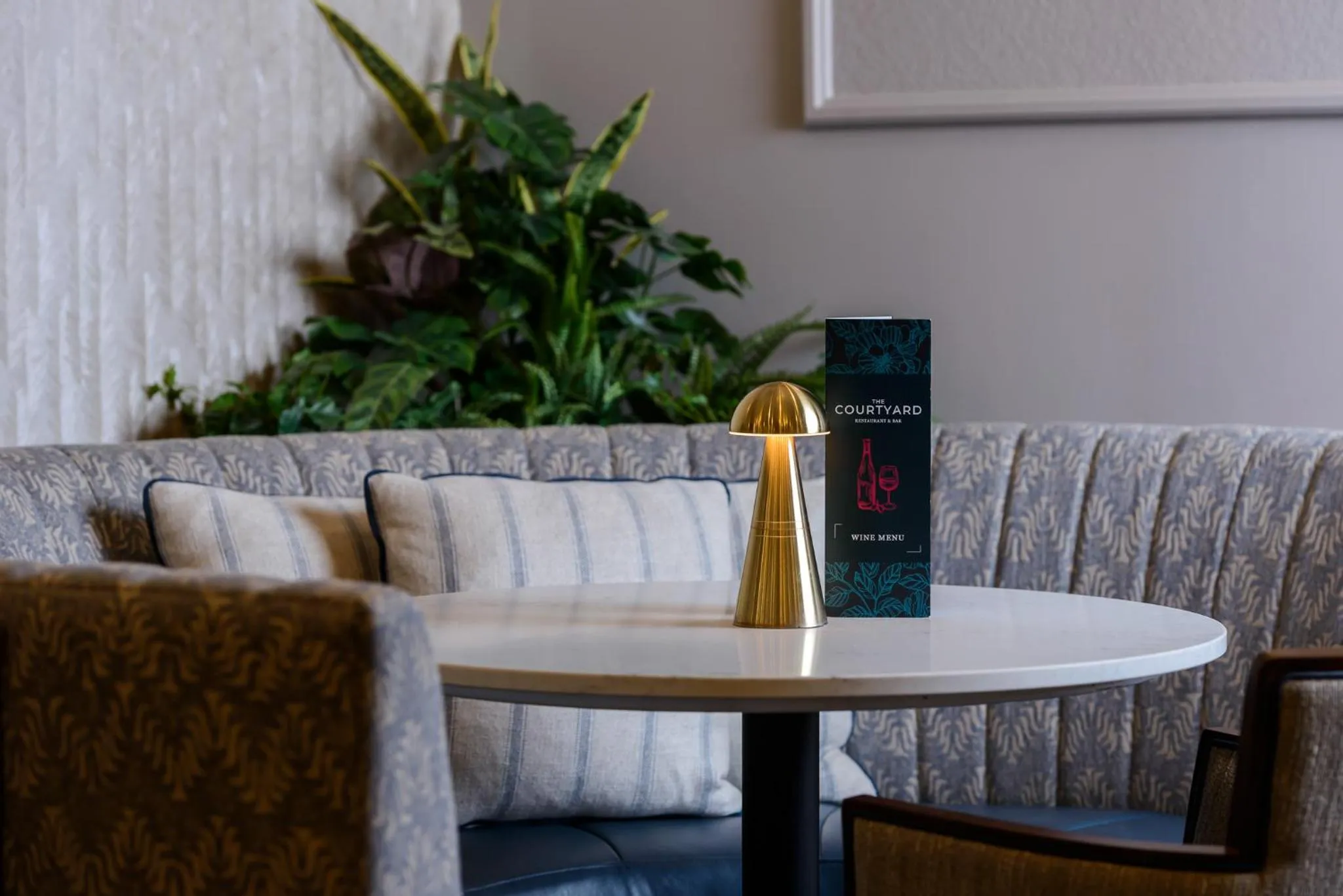 Restaurant/places to eat in Clybaun Hotel