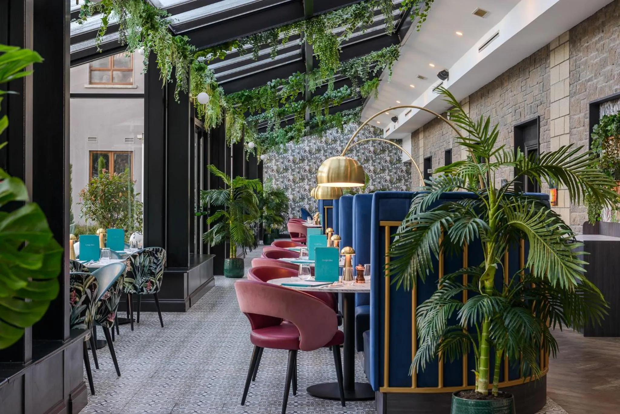 Restaurant/places to eat in Clybaun Hotel