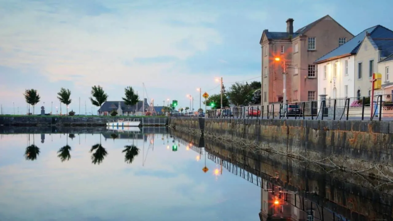 Area and facilities in Eyre Square Hotel