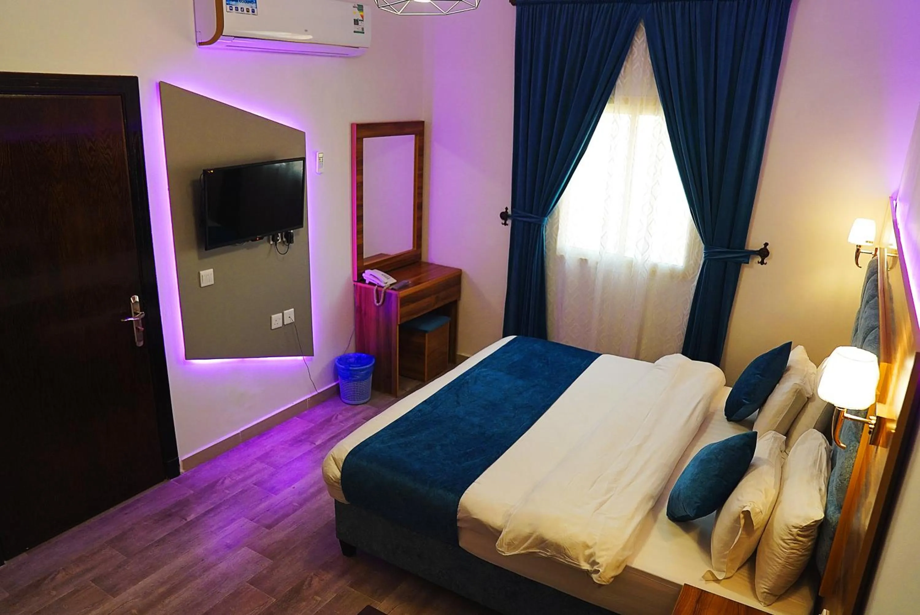 Bed in Loaloat Al Bahar